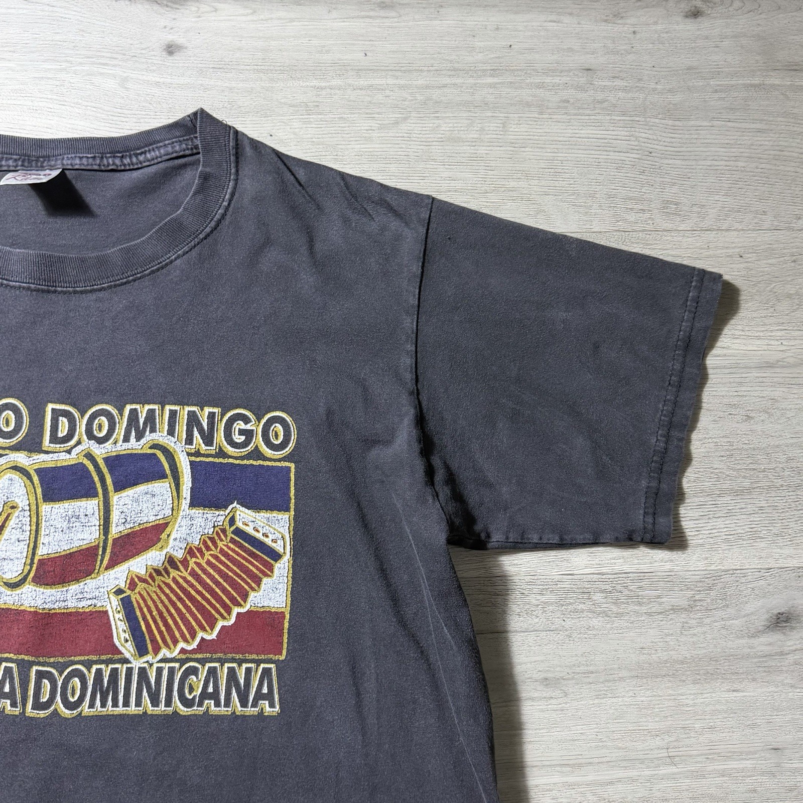 Vintage Santo Domingo Republica Dominicana Graphic T Shirt Mens L Faded Black