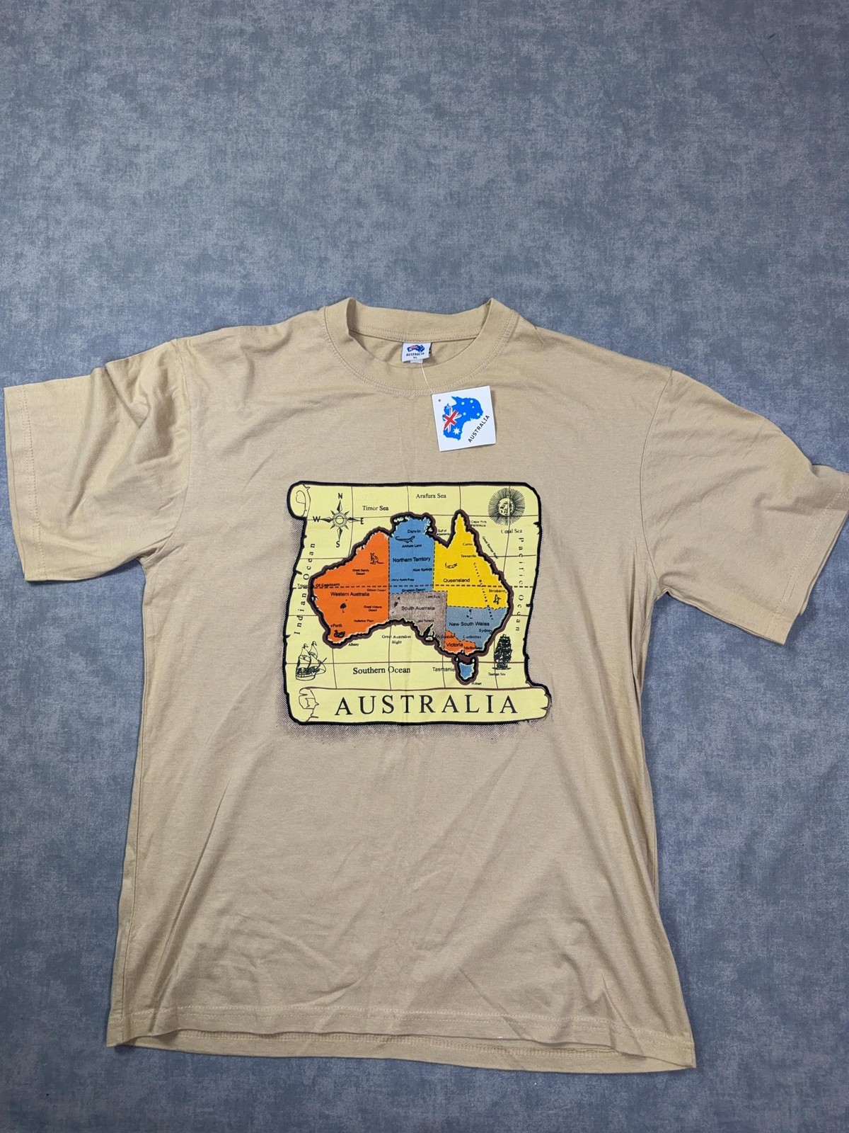 Australia Shirt Mens XL Beige Map Graphic Tee Travel Souvenir Tourist Casual