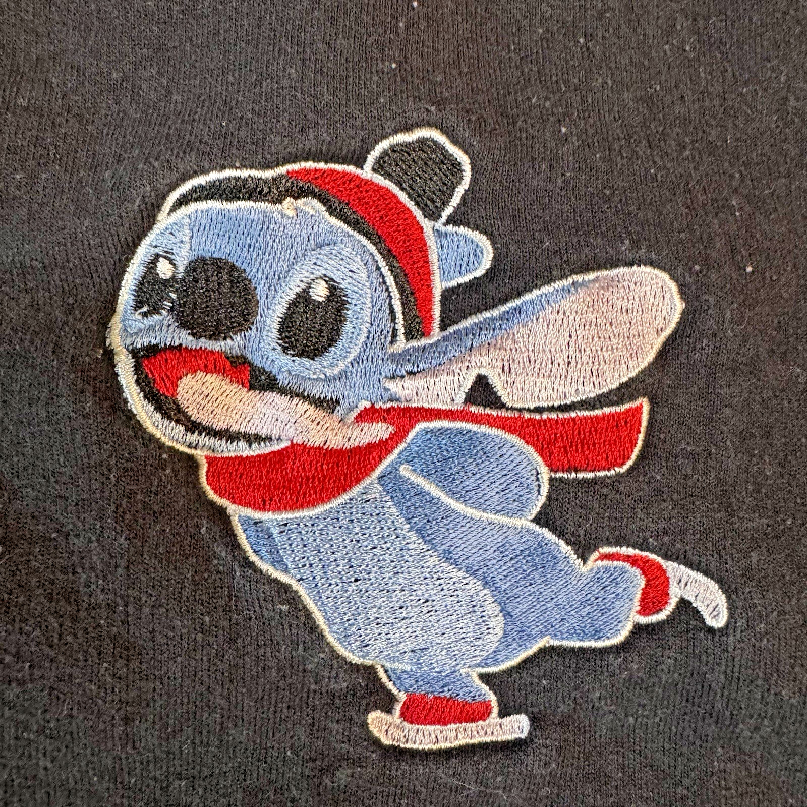 Lilo and Stitch Personalized Embroidered Ohana Gildan Sz S Pullover Black EUC