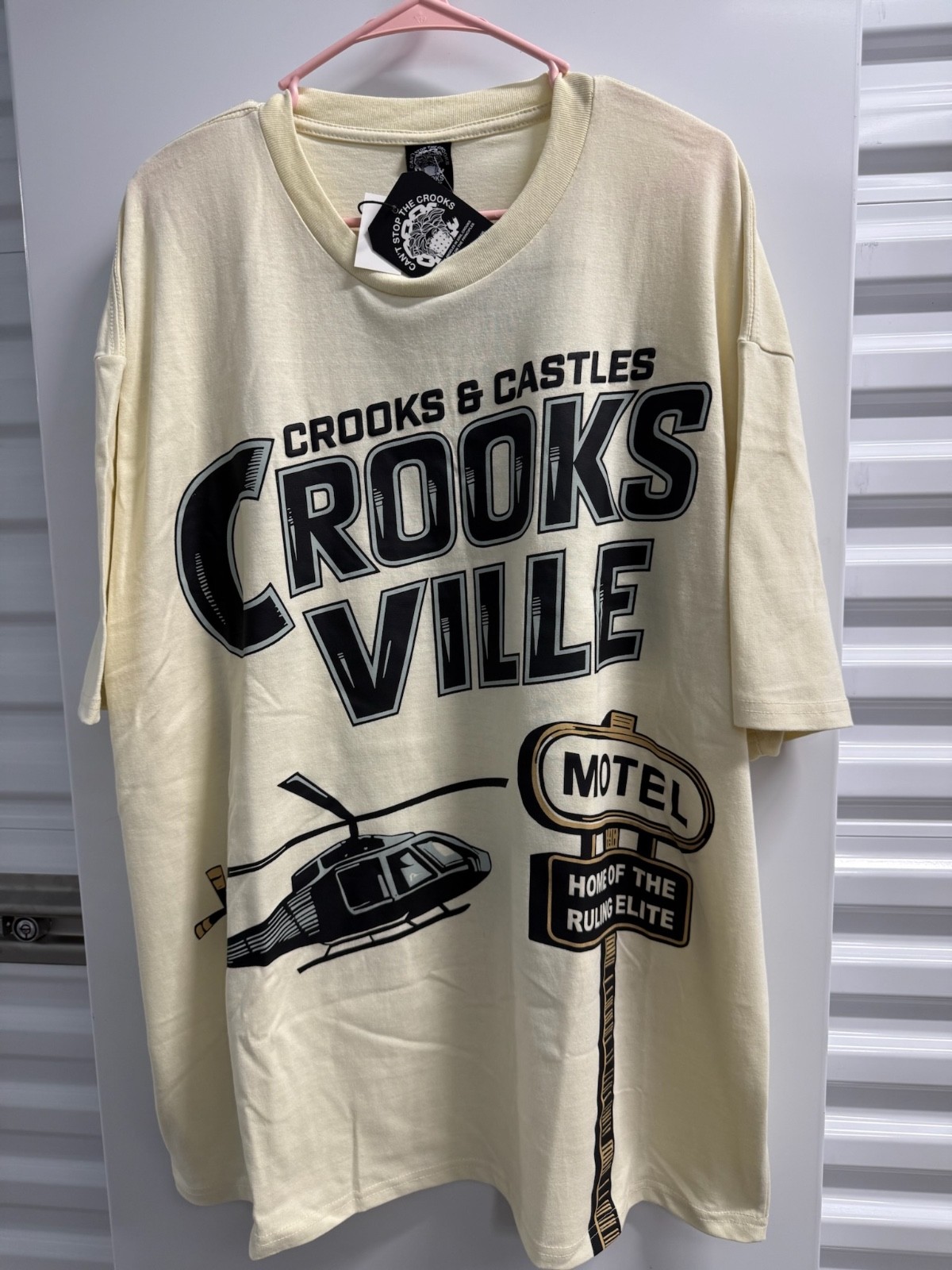 Crooks & Castles Crooksville Drop Shoulder Tee Sz XXL Buttercream color