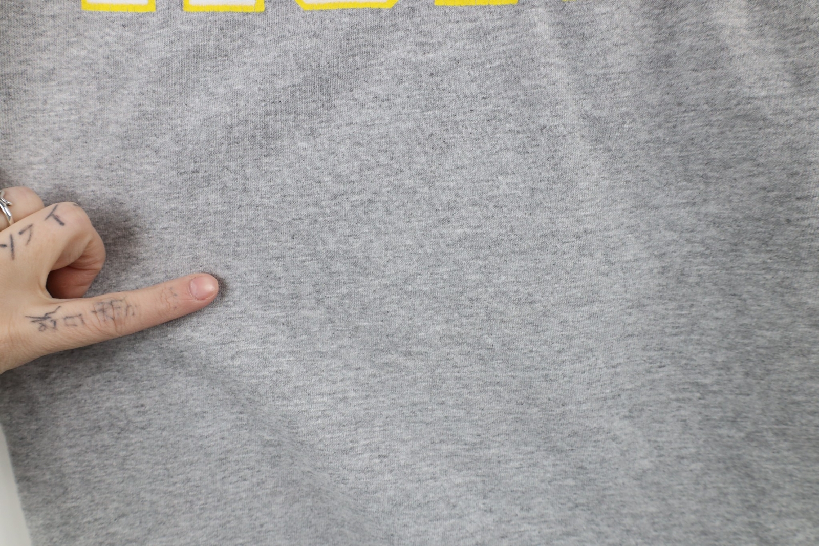 Vintage Asics Mens Size Medium Spell Out Block Letter Short Sleeve T-Shirt Gray