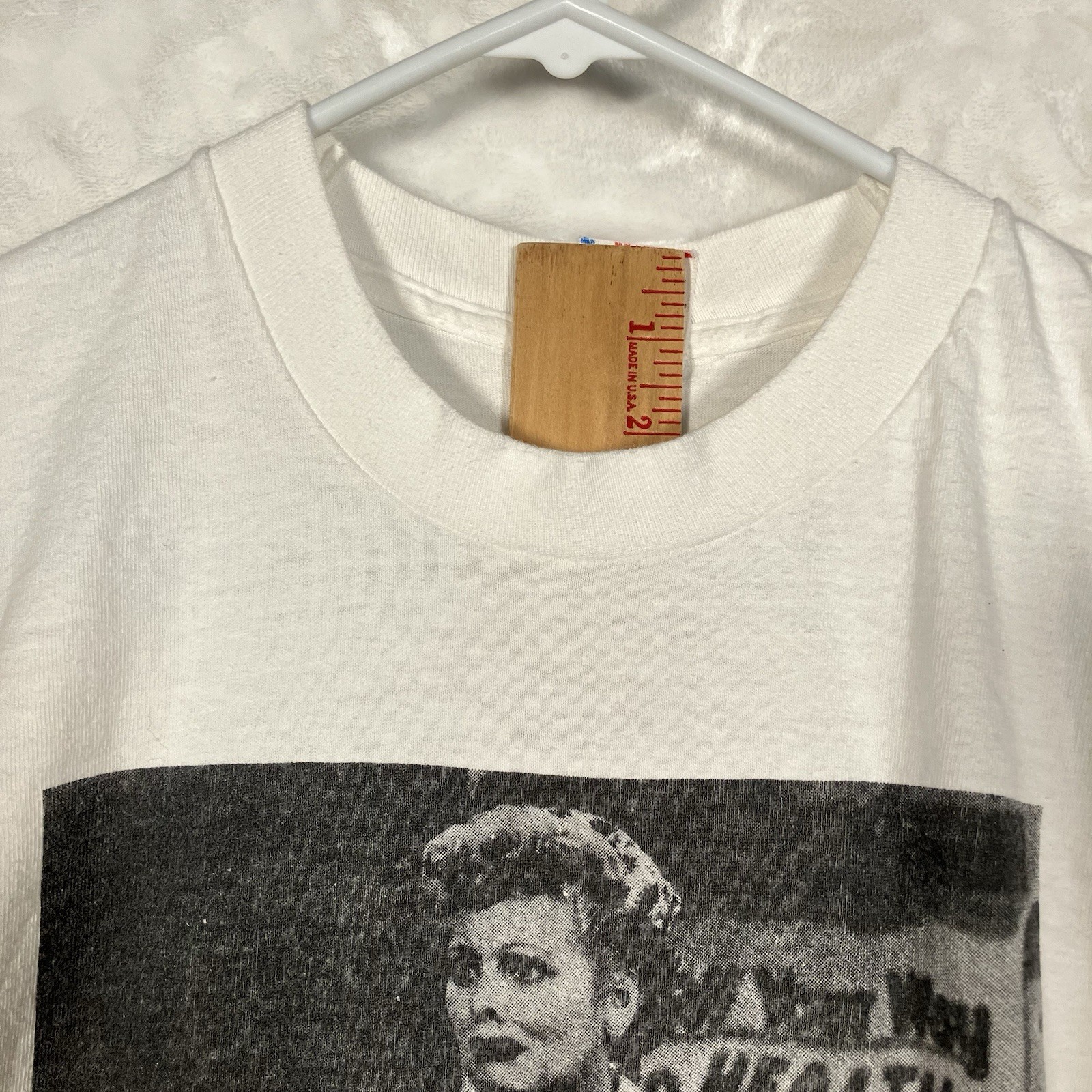 Classic I Love Lucy Vitameatavegamin White Single Stitch Shirt Size M