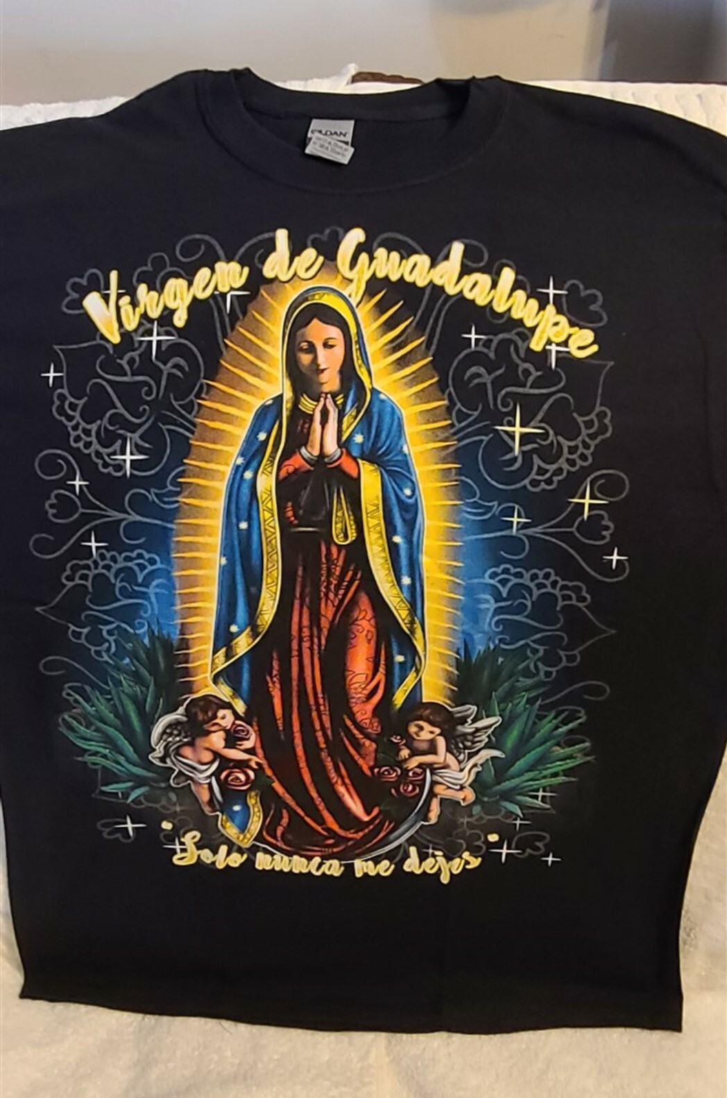 VIRGEN DE GUADALUPE PRAY STAR STARS CHERUB RELIGION VIRGIN MARY T-SHIRT