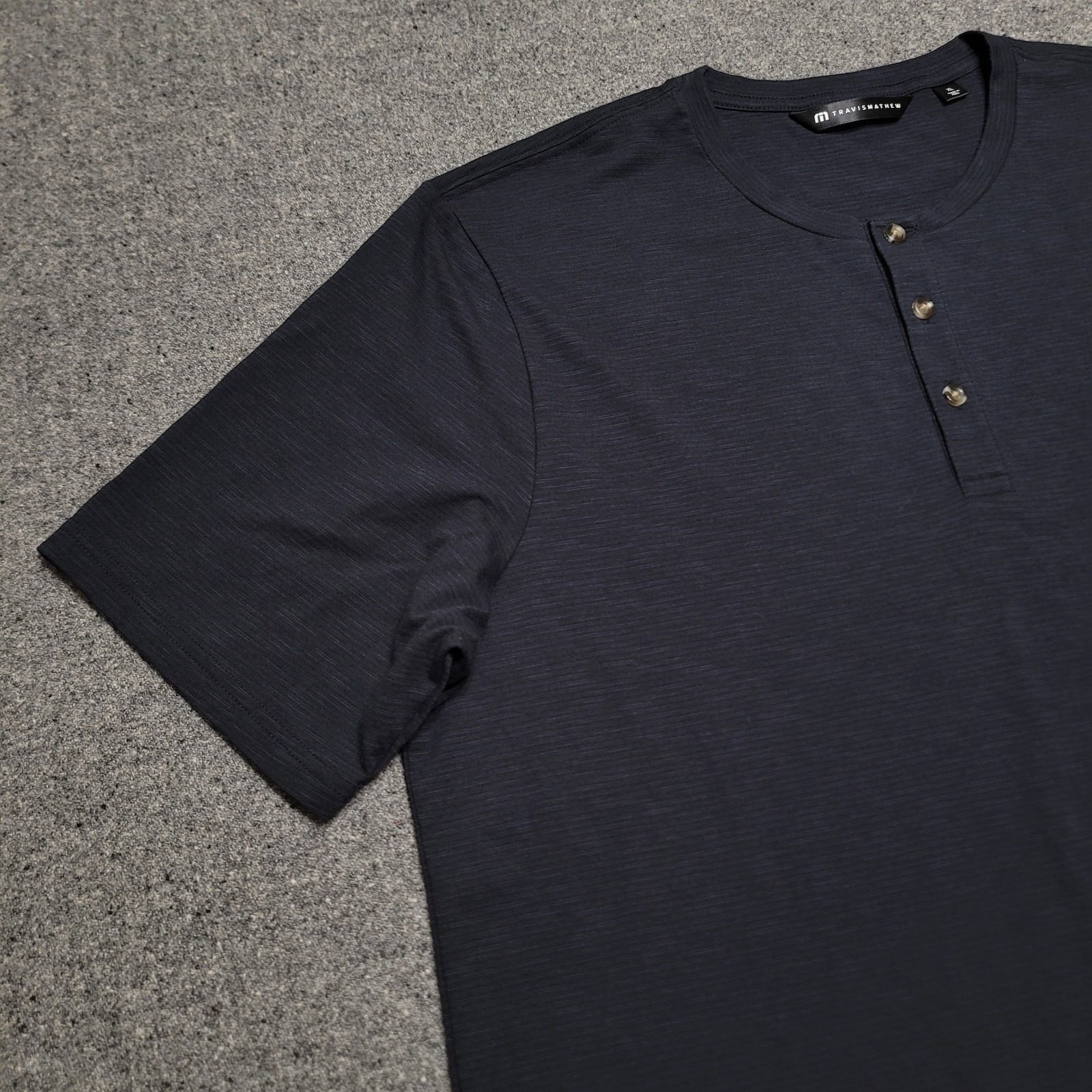 Travis Mathew Shirt Mens Extra Large Heather Black All Adrift Henley Soft Casual