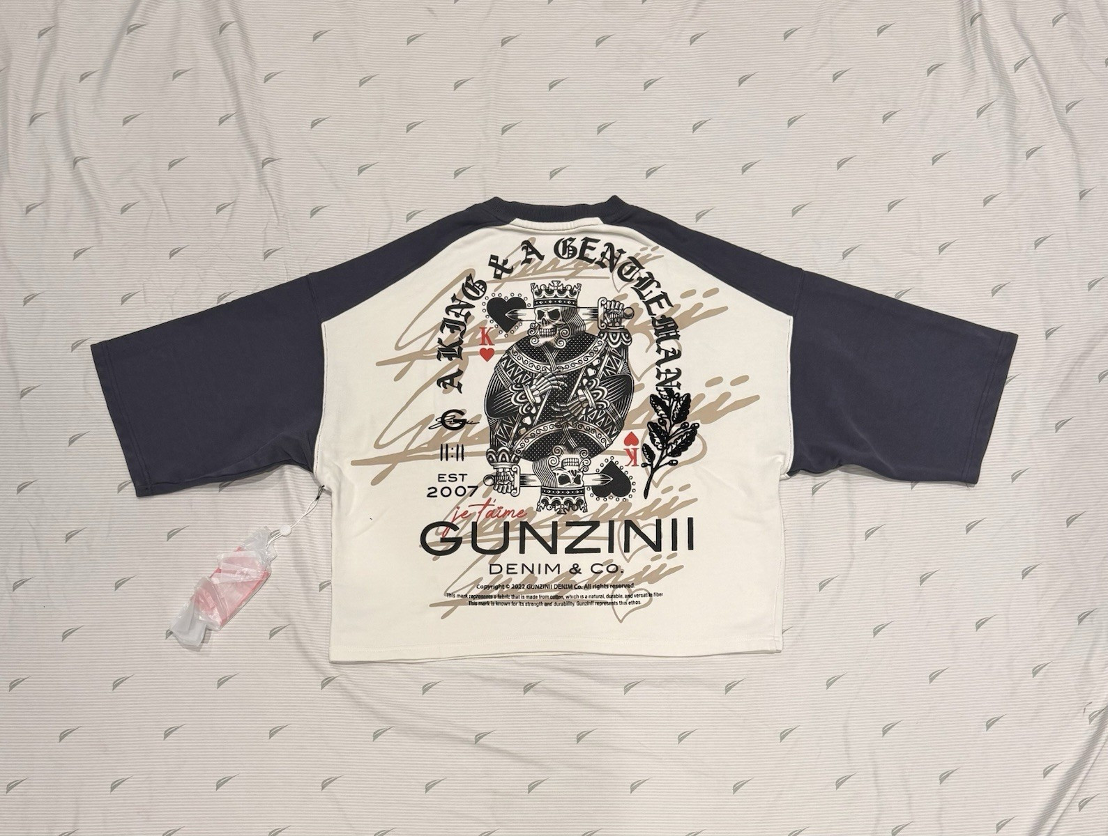GUNZINII Denim & Co. King Playing Cards Graphic Raglan T-Shirt Men’s M