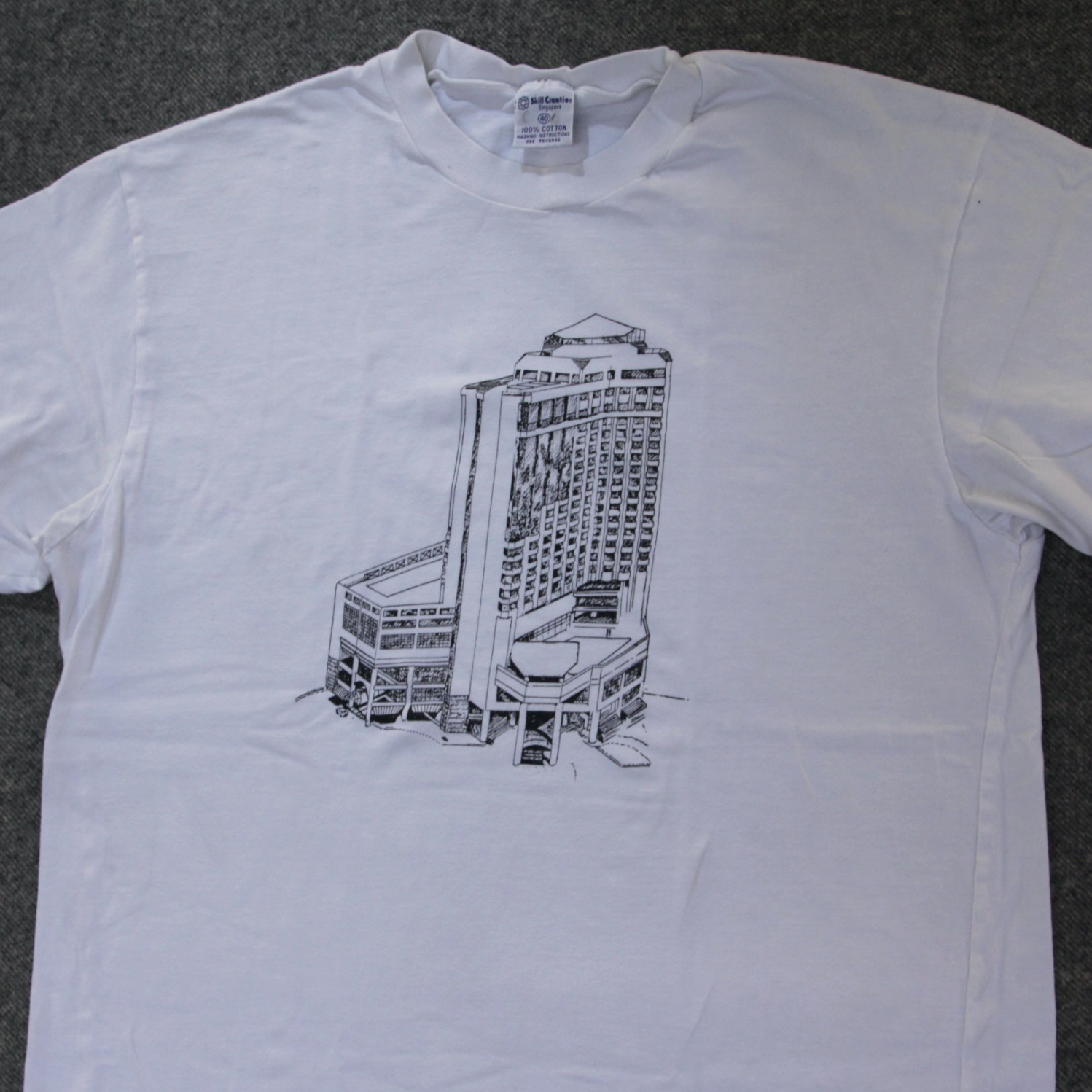 Four Seasons Hotel Singapore T Shirt Est~M VTG SINGLE STITCH Architecture Tee