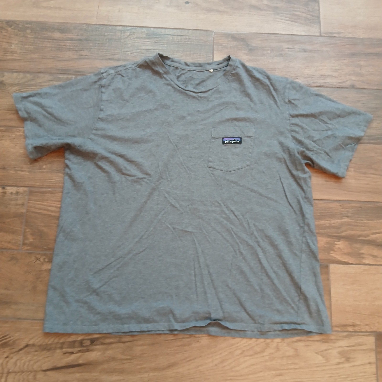 Patagonia Pocket T-Shirt Mens Extra Large Gray Organic Cotton Short Sleeve 53255