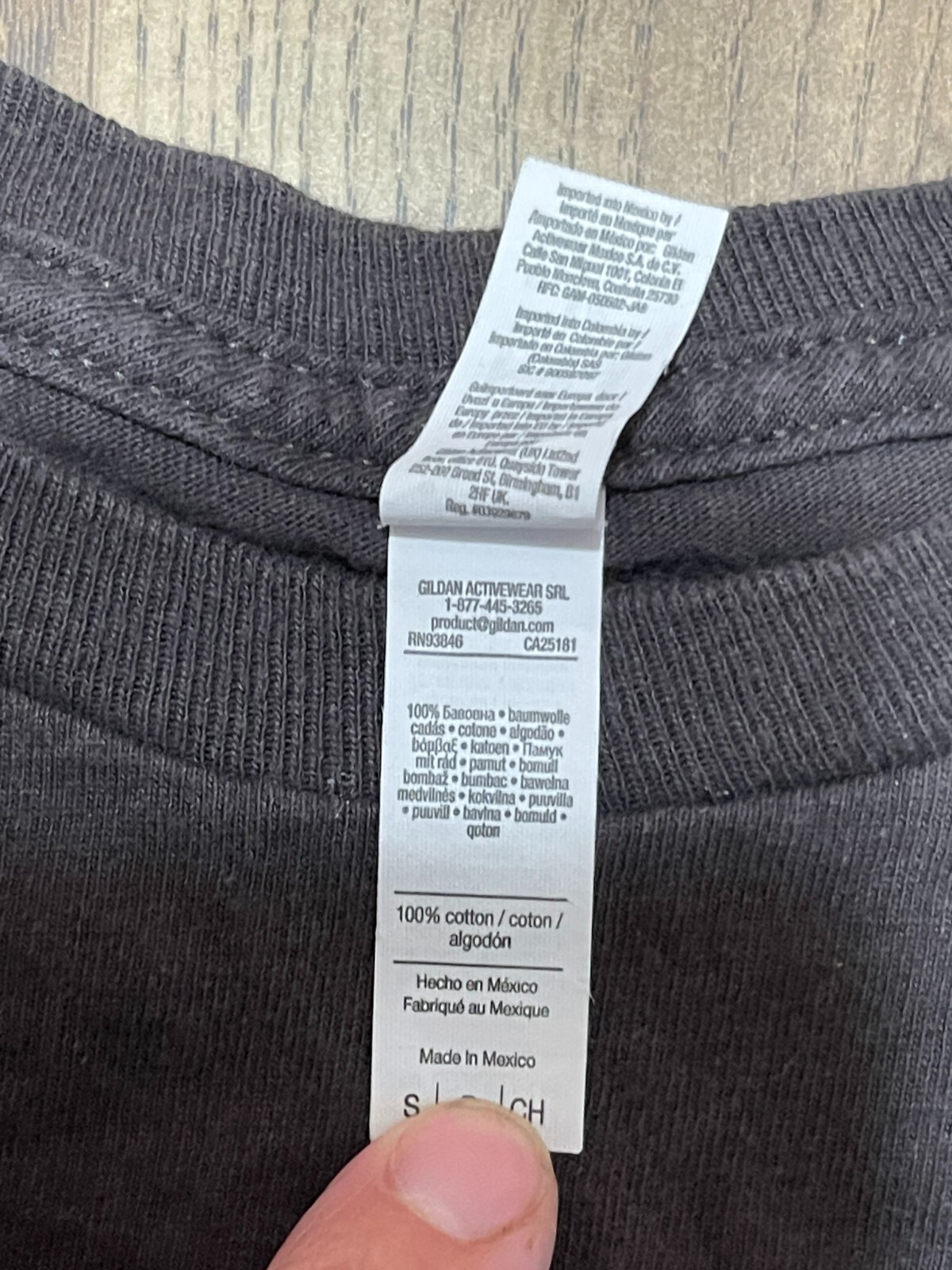 Alstyle Apparel & Activewear Shirt, Men’s Size Small, Gray Yellow, Tremble