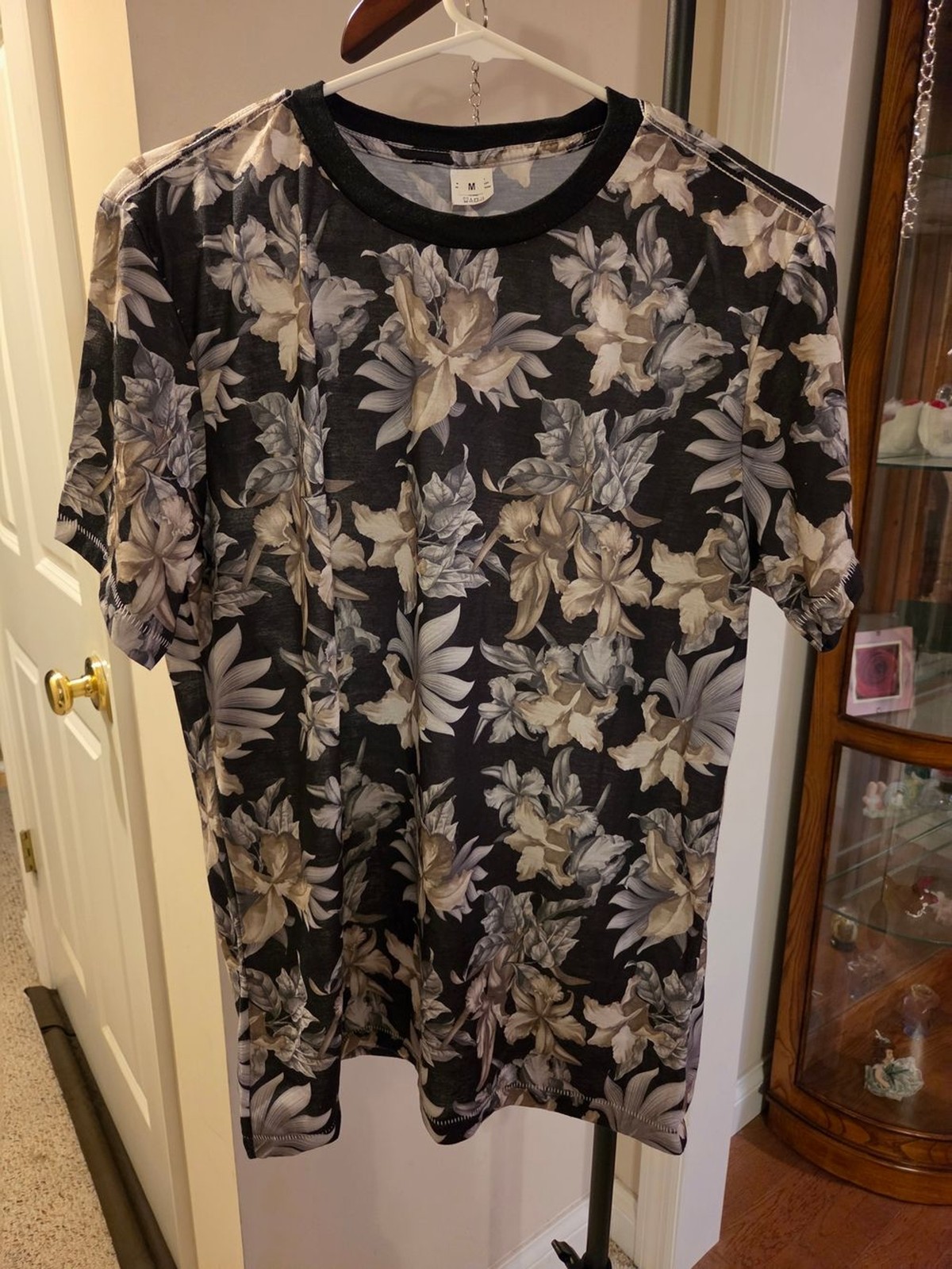 Men’s Black Floral Crewneck T-Shirt