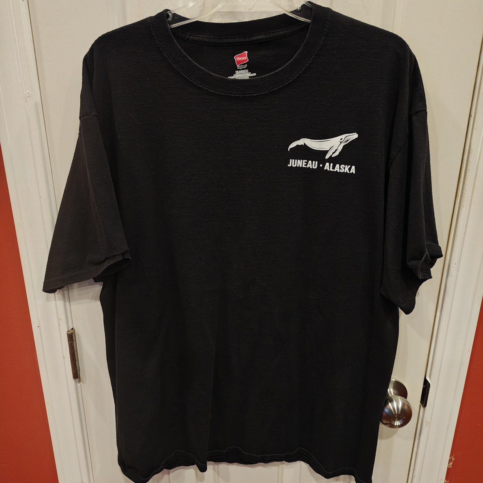 Juneau Alaska Whale Watching Adventure Hanes Shirt Mens XL Black Graphic Tee