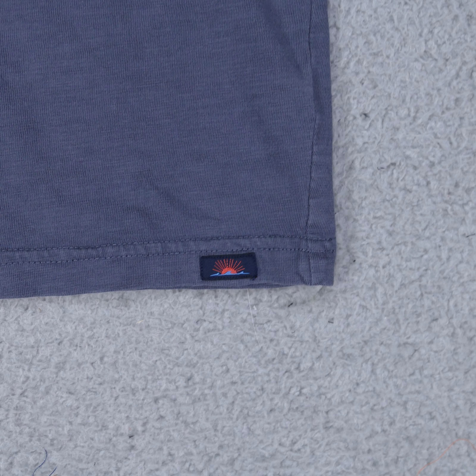 Faherty Sunwashed Pocket Shirt Gray Organic Cotton Tee Crewneck Soft Medium