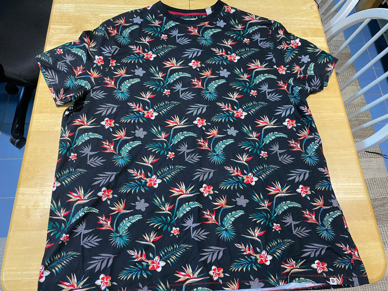 Duke Mens Fraser D555 Hawaiian Floral Print T-Shirt – Men’s Sz 2XL