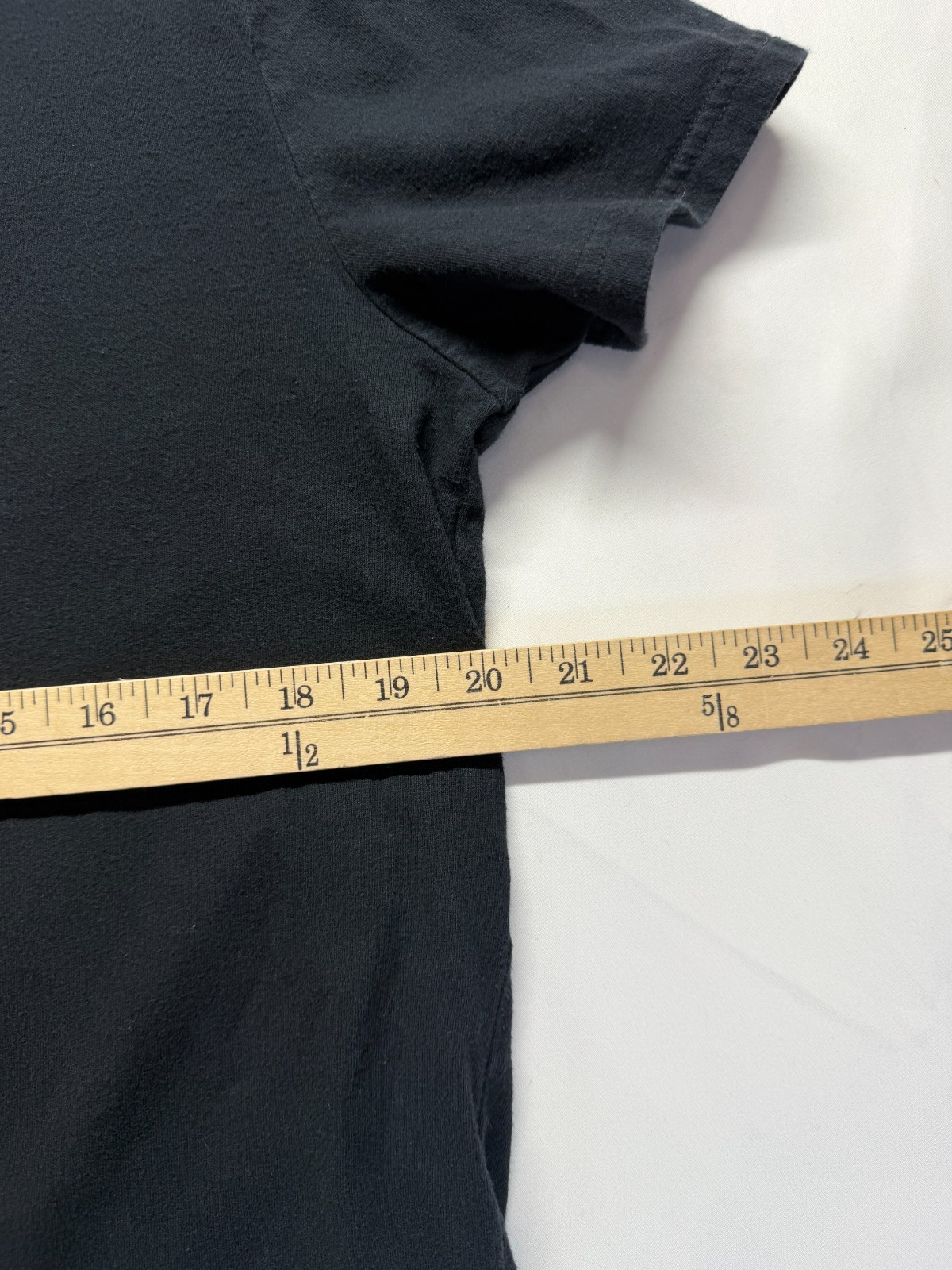 Hollister Must Have Collection T Shirt Mens Medium Black Cotton Embroidered Logo
