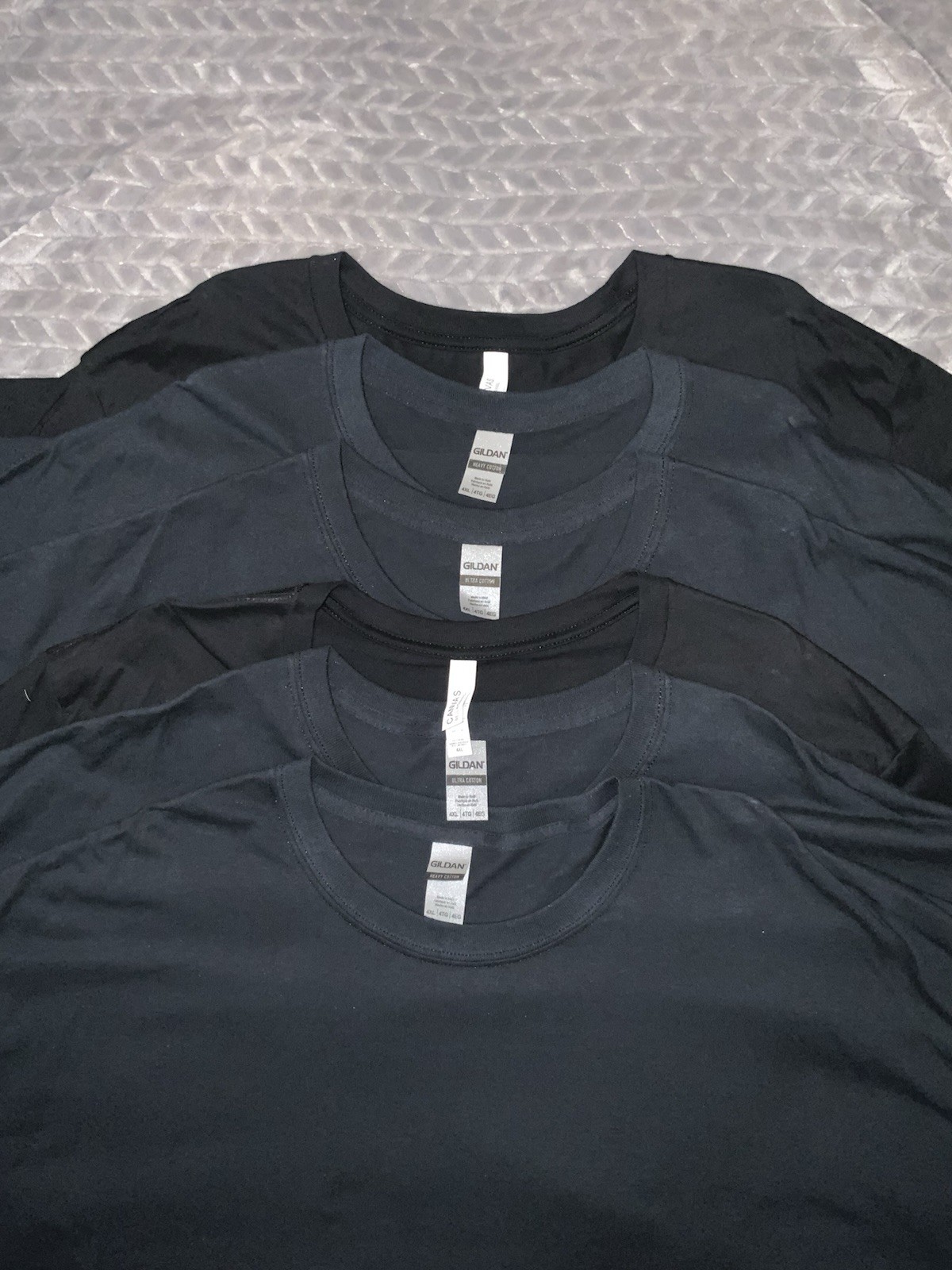 6 Gildan & Bella+Canvas Cotton Men’s 4XL Short Sleeve Crew Neck Black T-Shirts