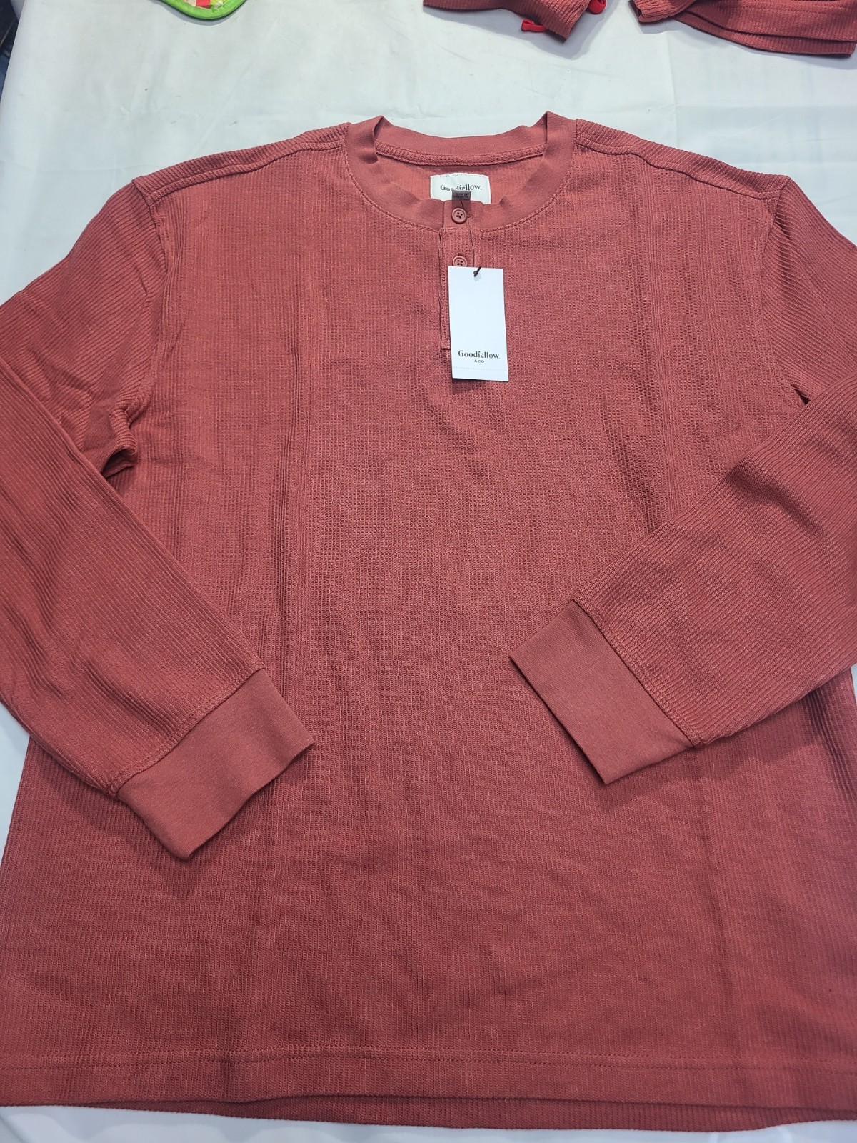 Men’s Long Sleeve Textured Henley T-Shirt Goodfellow & Co Red Size XL