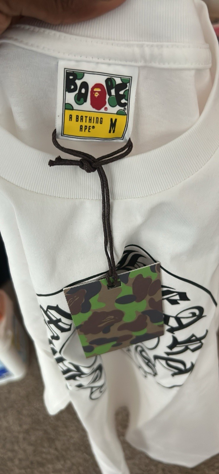 A Bathing Ape BAPE Baby Milo White Graphic Logo Crew Neck T-Shirt Men’s M