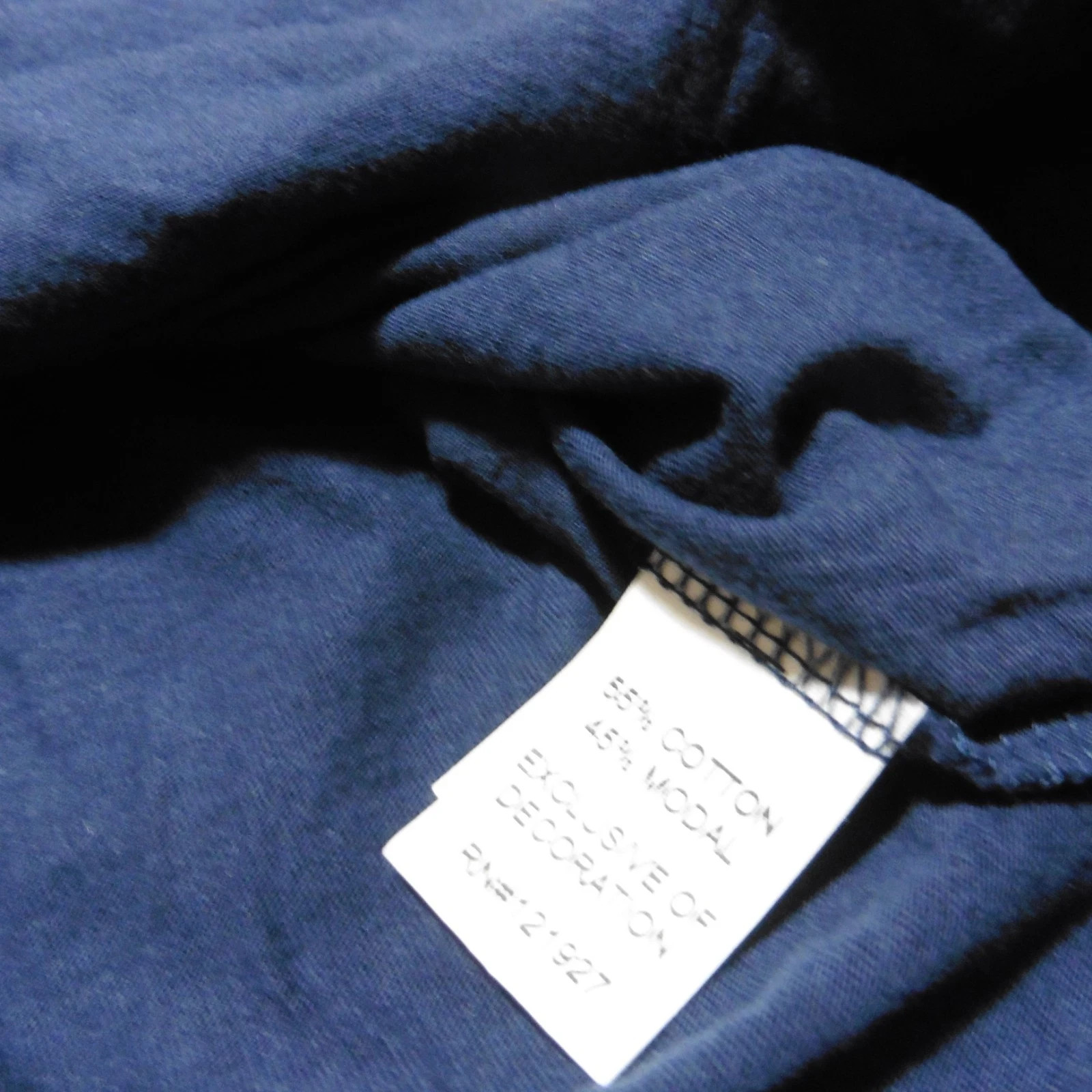 Johnnie-O Men’s M Coastal Way Crewneck T-Shirt Navy Blue LS Graphic Print