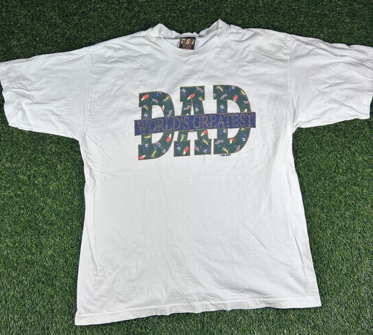 VTG SA TSI Men’s XL White World’s Greatest Dad fishing Graphic Crew Neck T-Shirt
