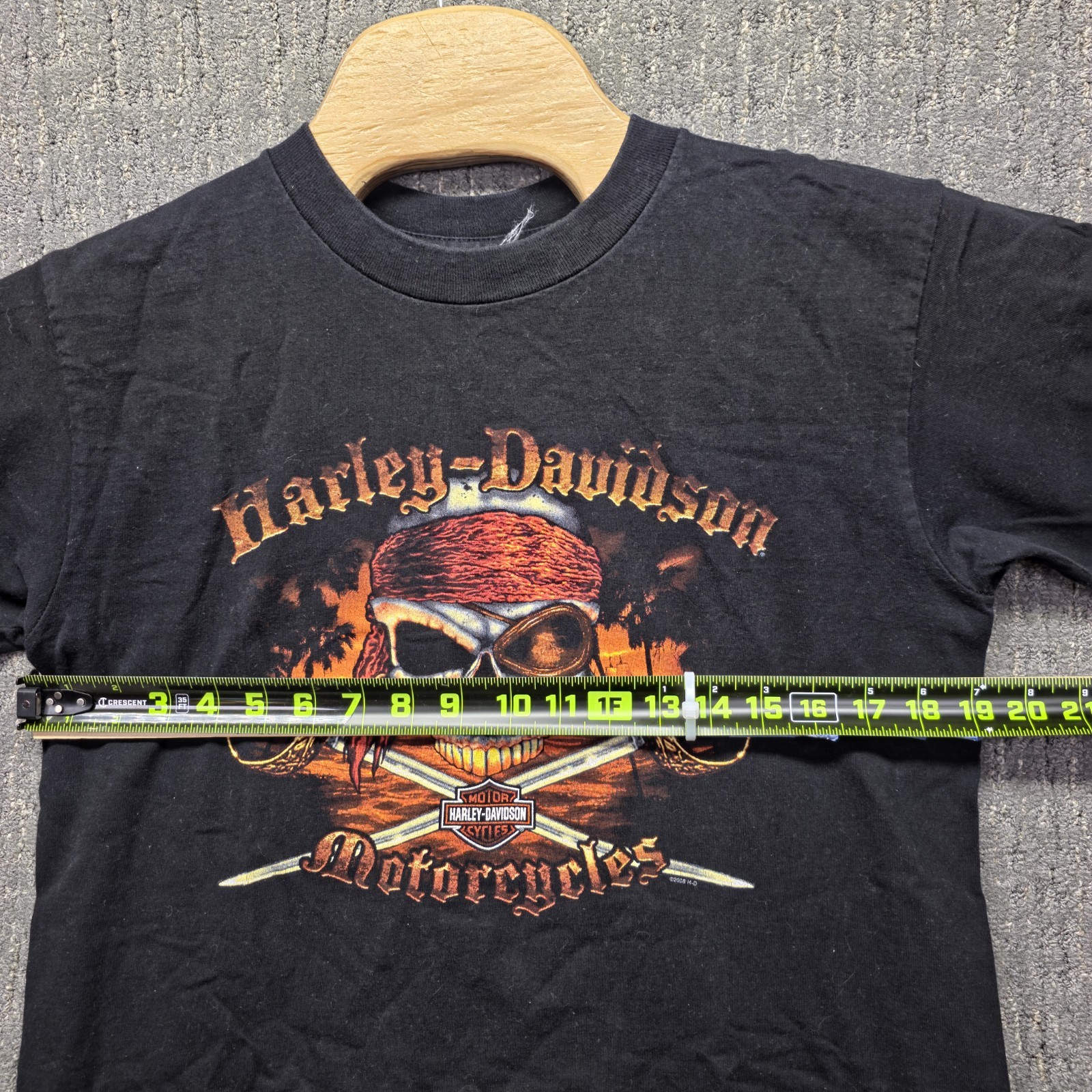 Harley Davidson Shirt Medium Williamsburg VA Pirate Skull Swords 2008 Biker Tee