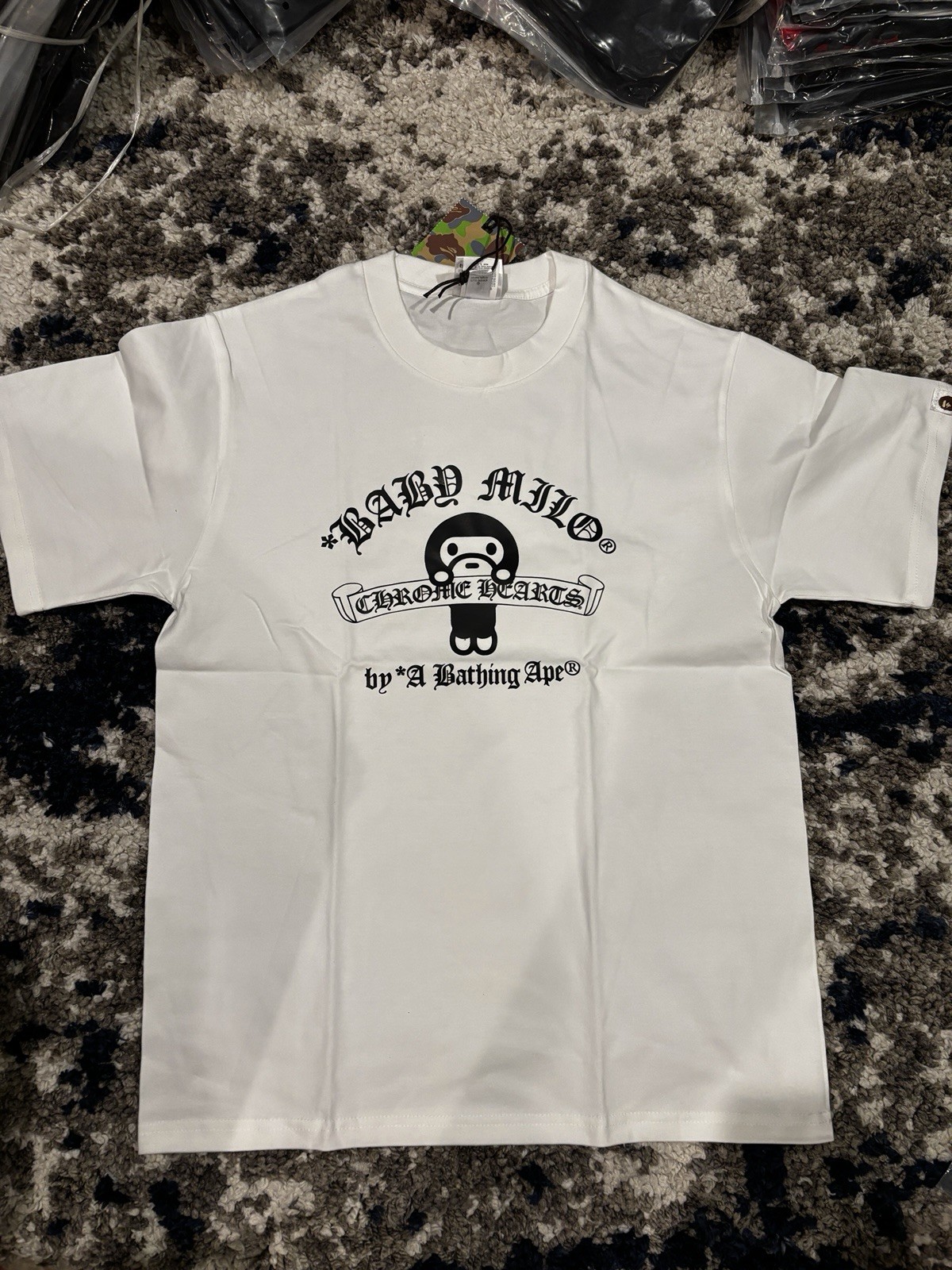 A Bathing Ape BAPE Baby Milo Graphic Logo T-Shirt Men’s M White Crew Neck