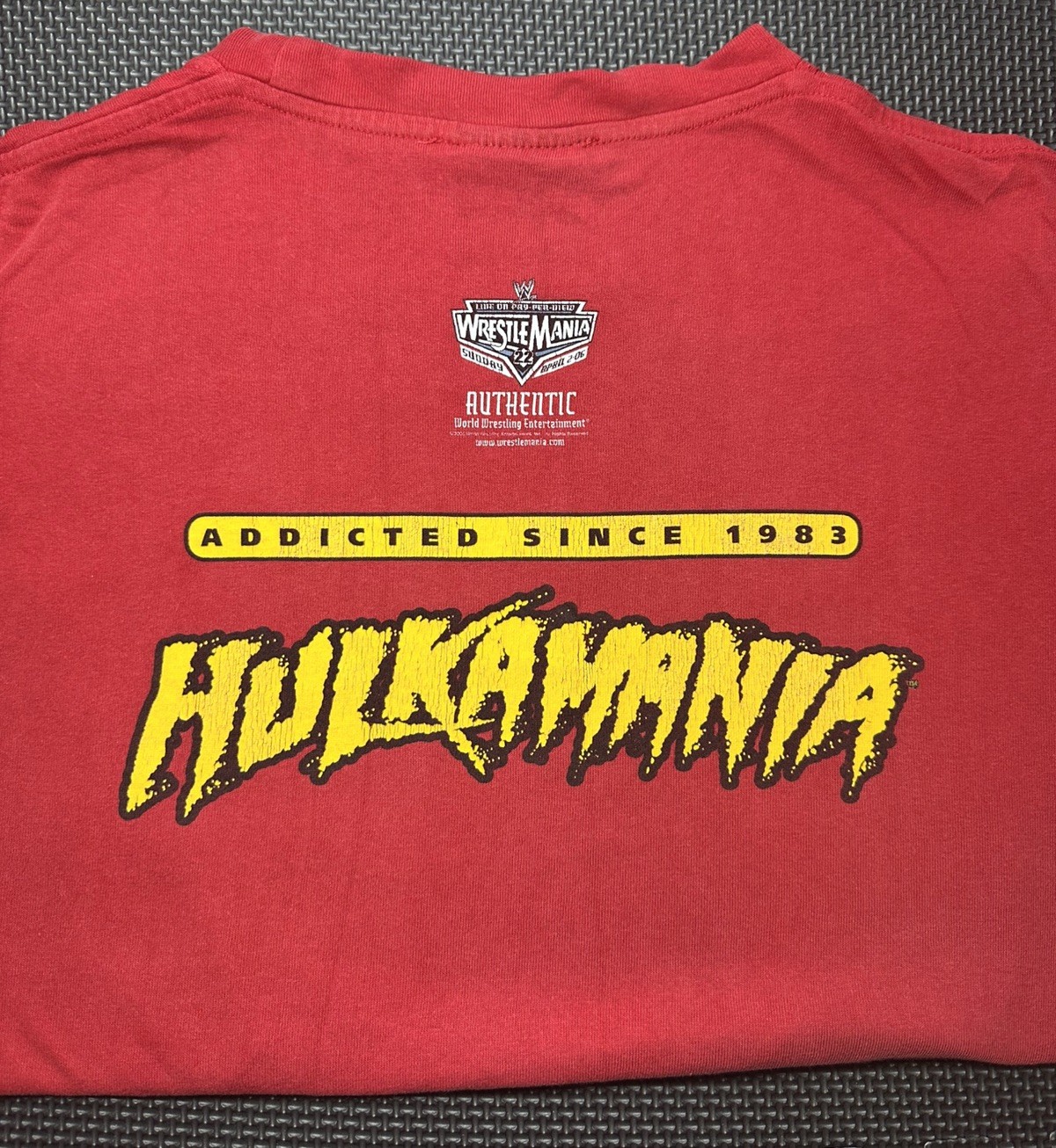 Vintage hulkamania Hulk Hogan T-Shirt Mens size MEDIUM 2005