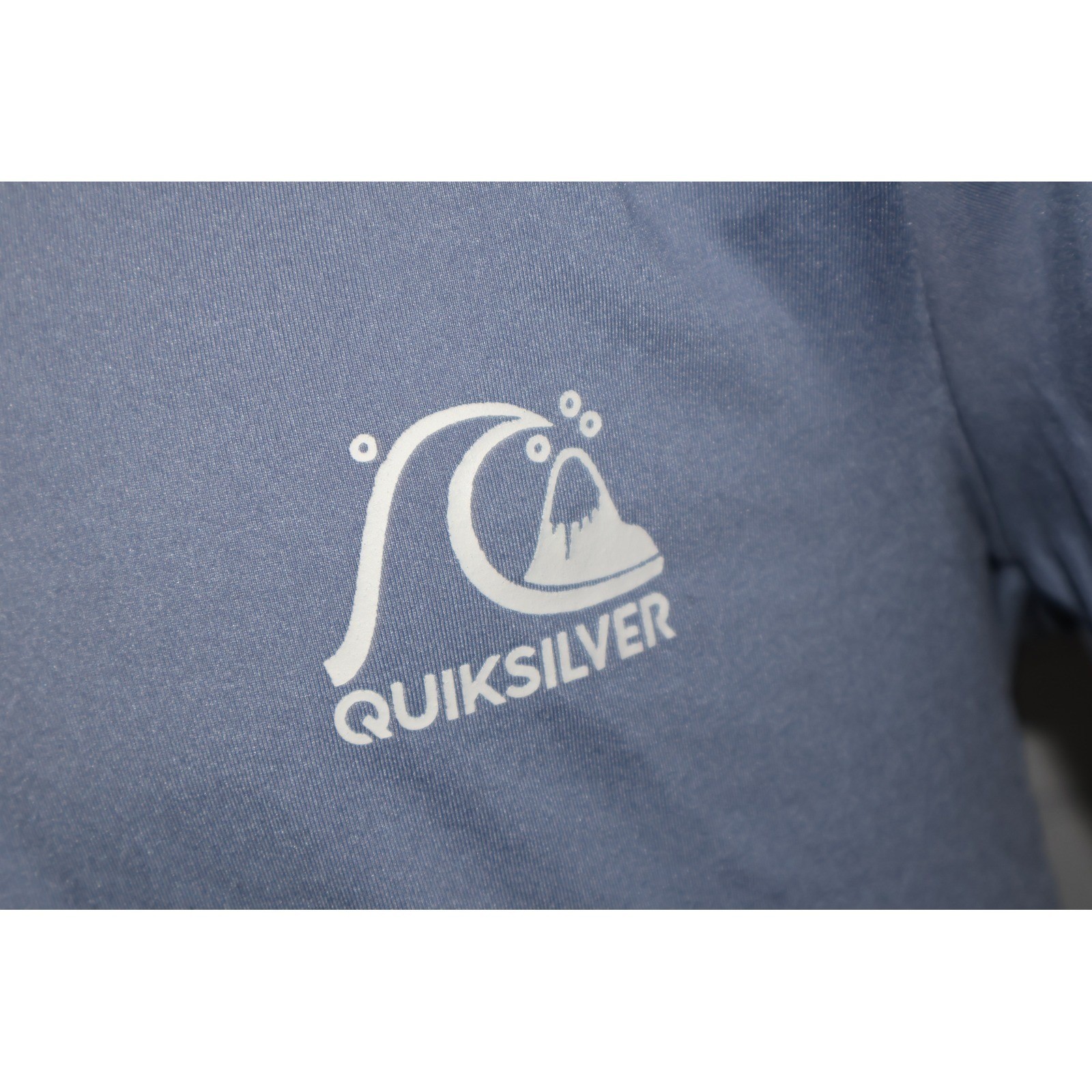 Quiksilver Sun Shirt Mens XL Blue Moisture Wicking Surf Tee Nylon Spandex Swim