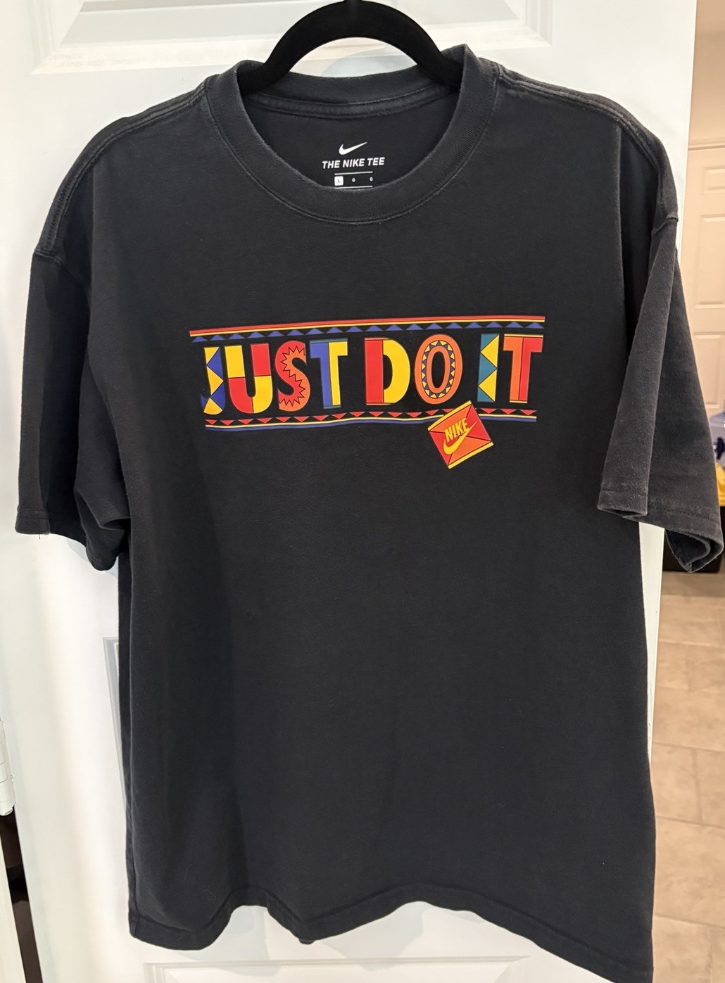 Nike Max90 Vintage “Just Do It” Urban Jungle Graphic T-Shirt Men’s Streetwear