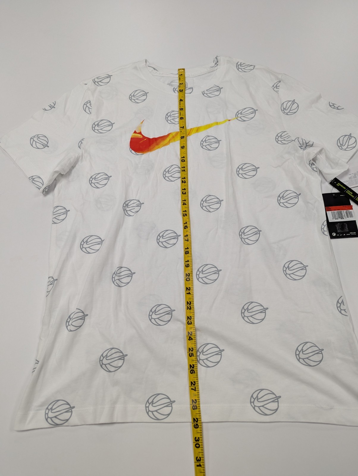 Mens Nike OC Swoosh Tee Shirt Sz L DB5981-100 NWT White