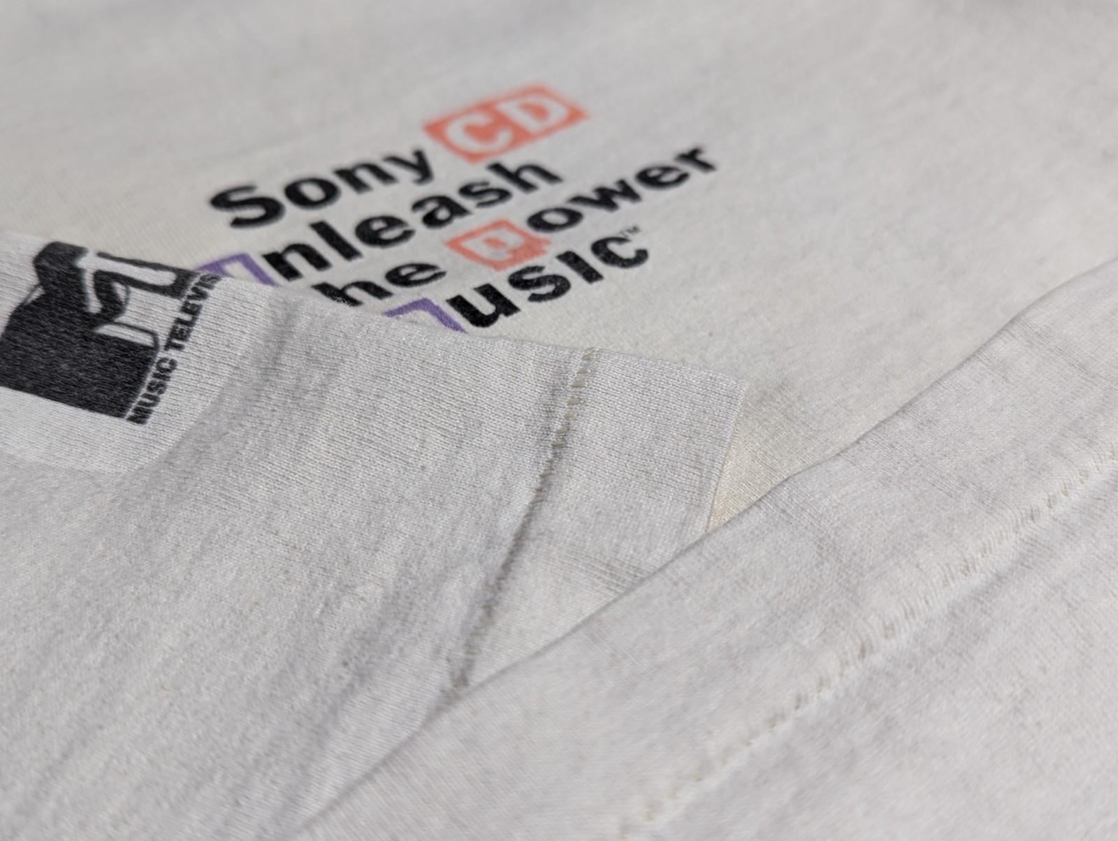 👀RARE 1992 MTV VMAs T-Shirt Los Angeles – Nirvana ‘RM’ STUNT – RHCP – Pearl Jam