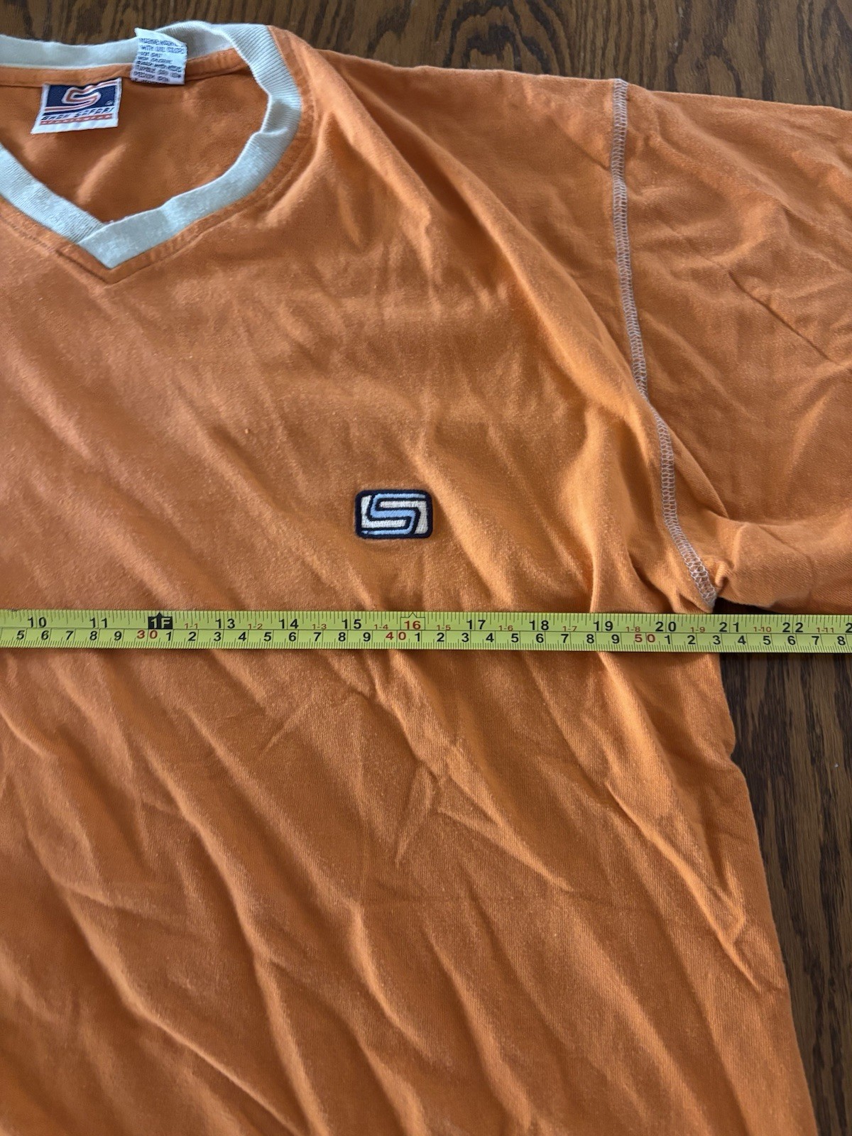 Shah Safari Embroidered Men Size M Vintage Orange V-Neck Shirt Grunge Y2K