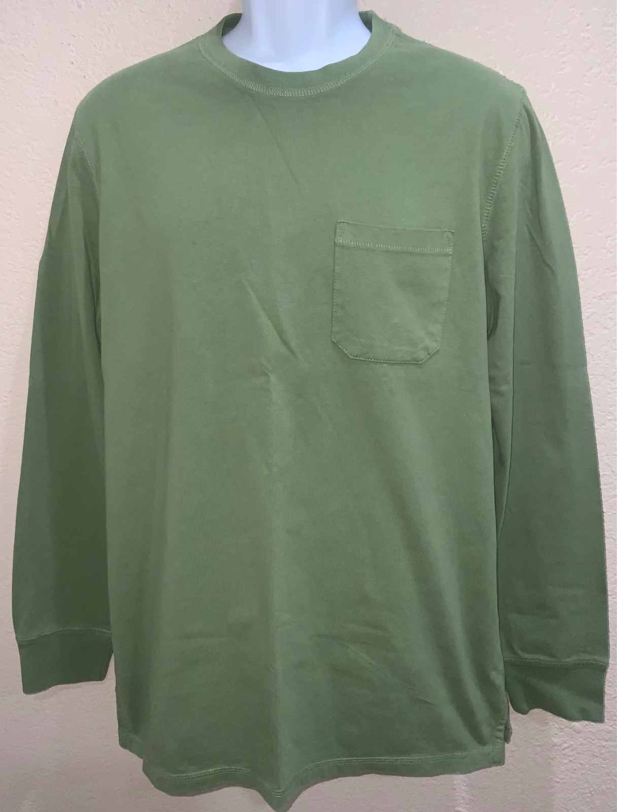 Thick LONG SLEEVE mid weight Crew Neck POCKET T-Shirt Standard Fit Goodfellow