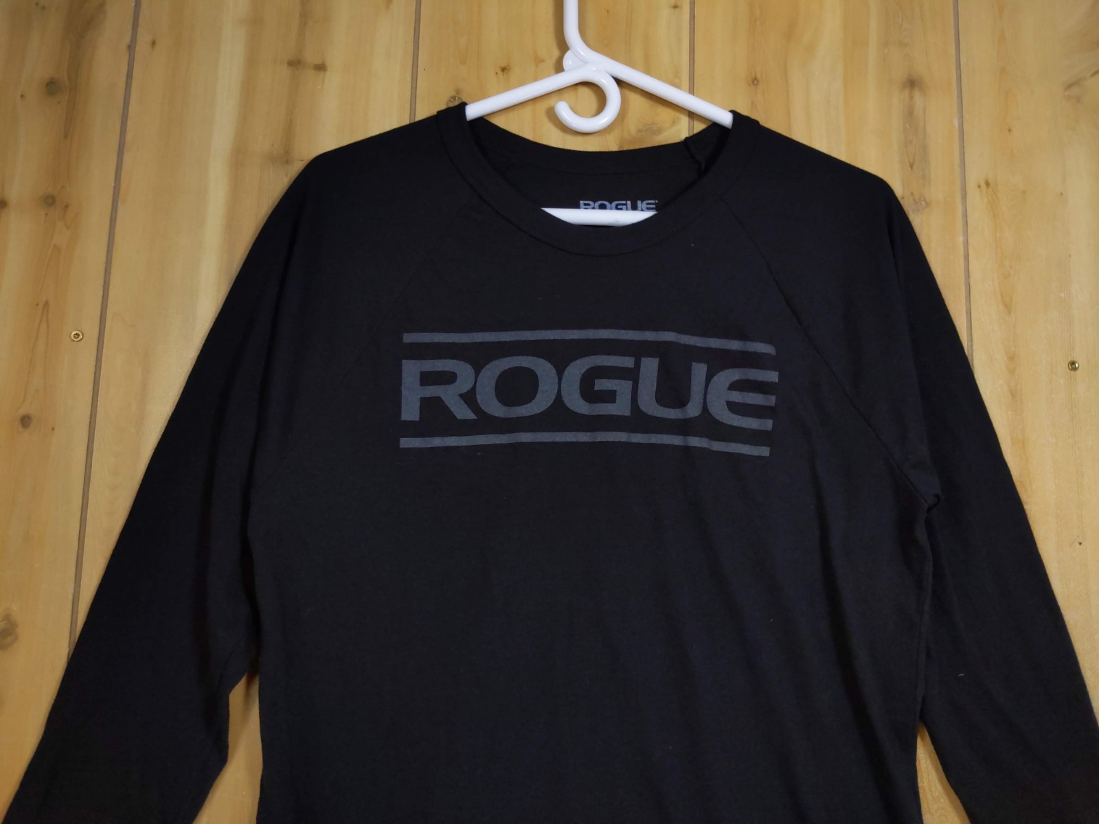 Rogue Fitness Men’s M Black 3/4 Sleeve T-Shirt Cotton Blend Gym Workout Top Lift