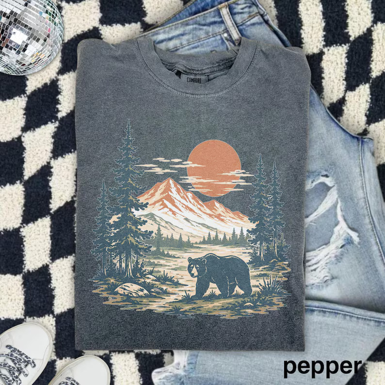 Classic Bear Wilderness Nature Outdoors Animal Comfort Tee