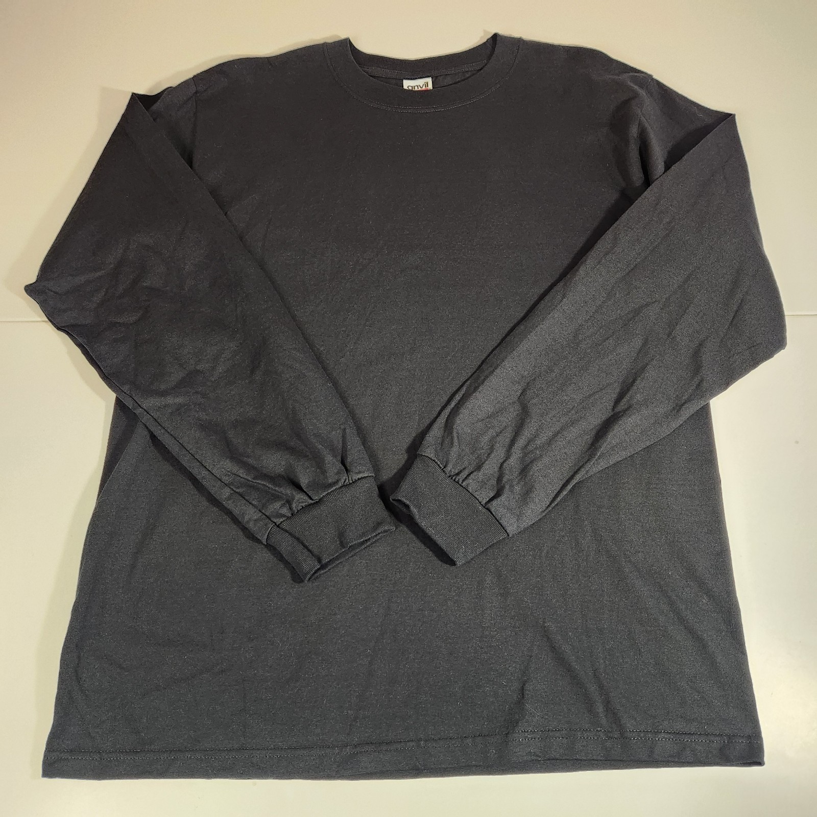 Anvil Men’s Large Heavyweight Black Long Sleeve T-Shirt Ribbed Cuffs / Crew Neck