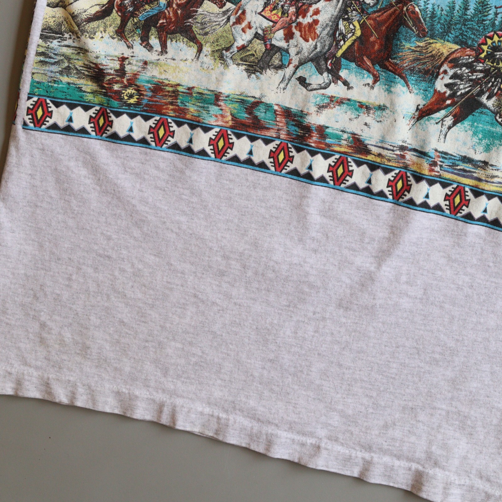 Vintage Cherokee NC Native Indian Graphic T Shirt Mens XL AOP Habitat Gray