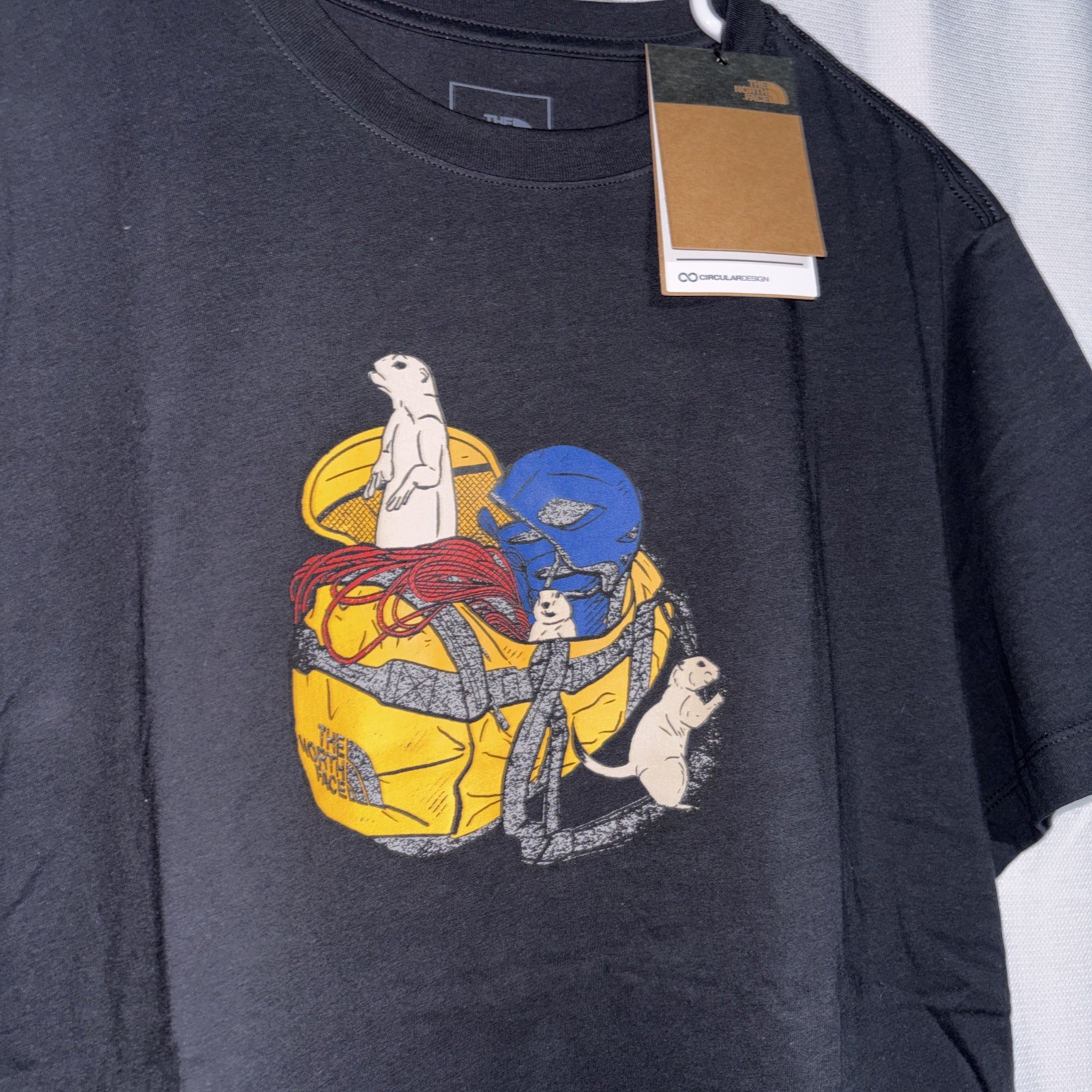 The North Face World Wanderer Short Sleeved Graphic T-Shirt Men’s Size M