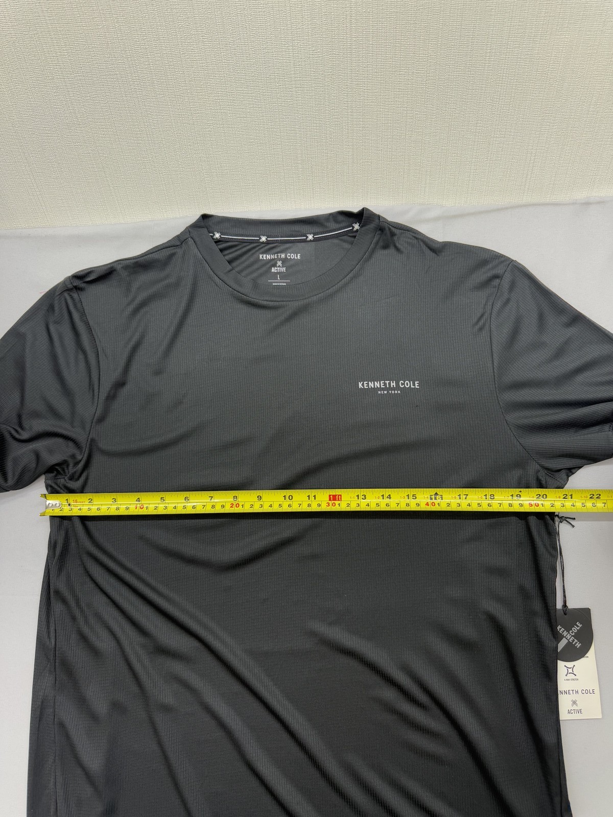 Kenneth Cole Mens Black Long Sleeve Active T-Shirt L Reflective Wicking