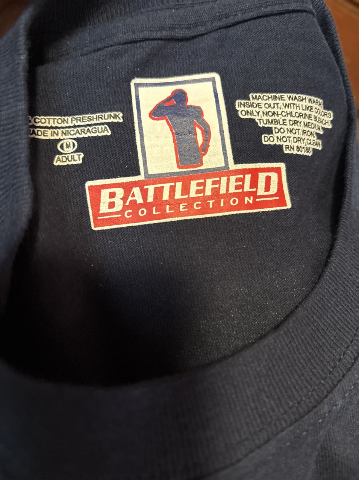 Battlefield Collection Semper Fidelis Marines Navy Blue & Red Shirt Size Medium
