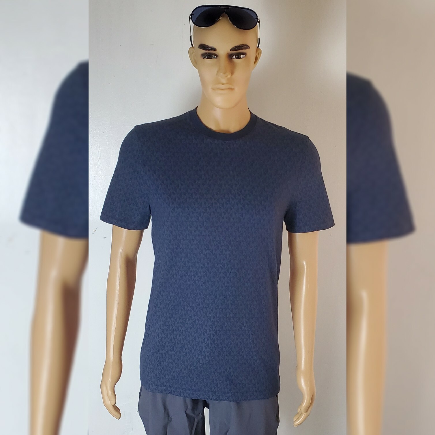 NWT MICHAEL KORS SHORT SLEEVE TSHIRT MEN’S ALLOVER MK LOGO PRINT SIZE M BLUE