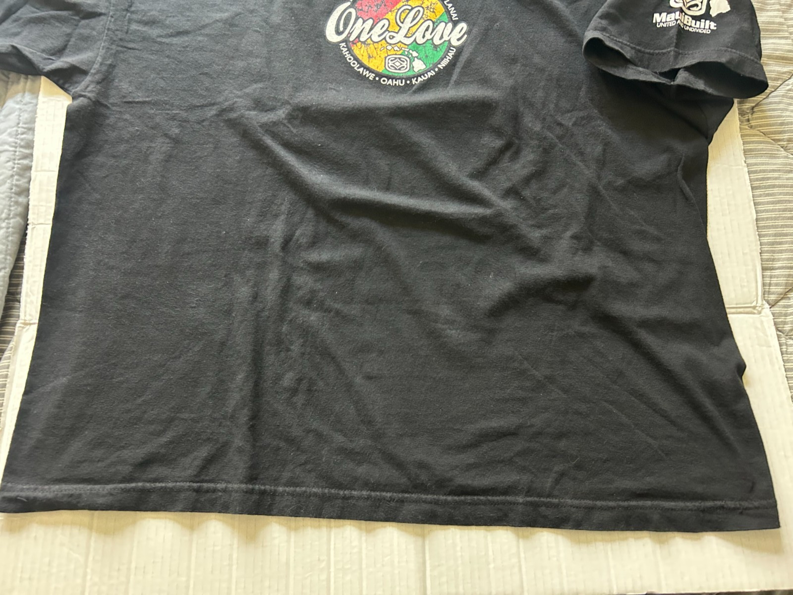 MAUI BUILT 808 ONE LOVE DISTRESSED 2XL BLK SHORT SLEEVE T SHIRT.SEE DESCRIPTION
