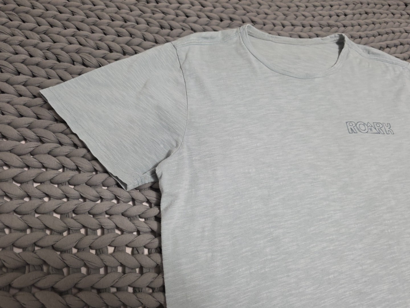 ROARK Light Heather Blue “Peace Mountain Hiker” Organic Cotton Tshirt Sz XL