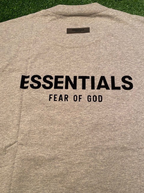 Fear of God Essentials Light Oatmeal T-Shirt Size Large