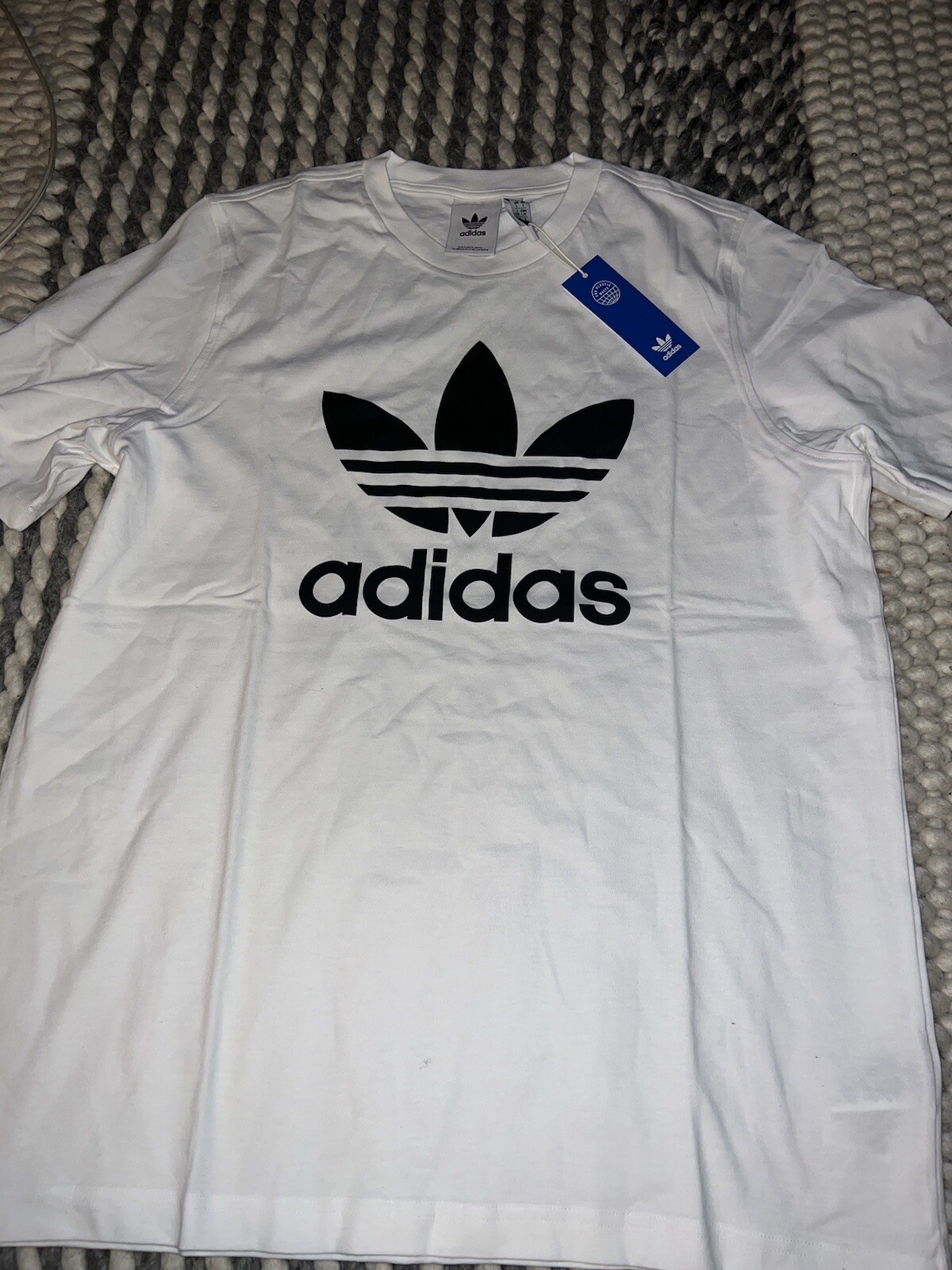 NWT Adidas Classic Originals Trefoil Men’s White Black T-Shirt Sz S-2XL $30
