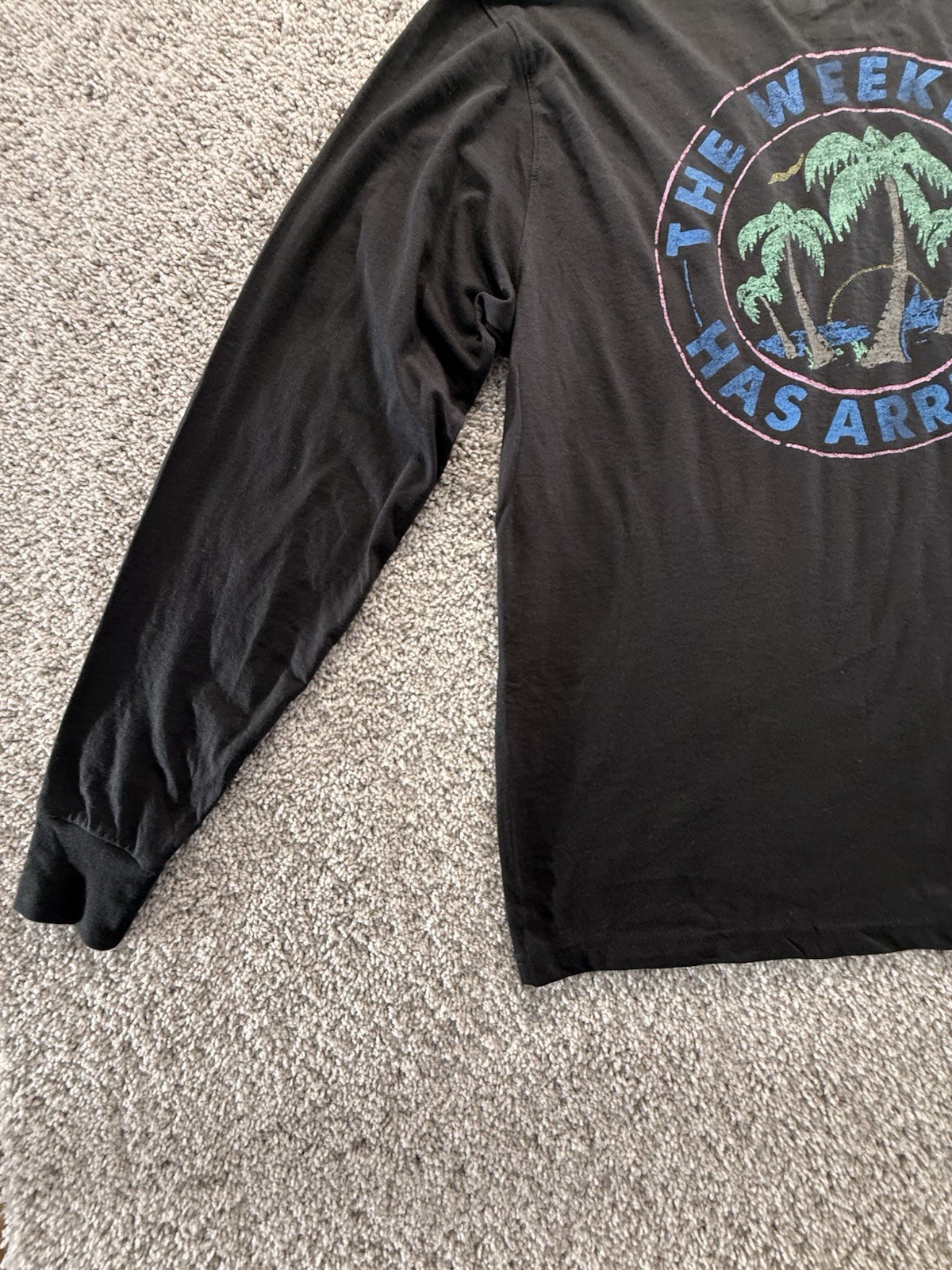 Chubbies T Shirt Men’s Medium Long Sleeve The Weekend Has Arrived