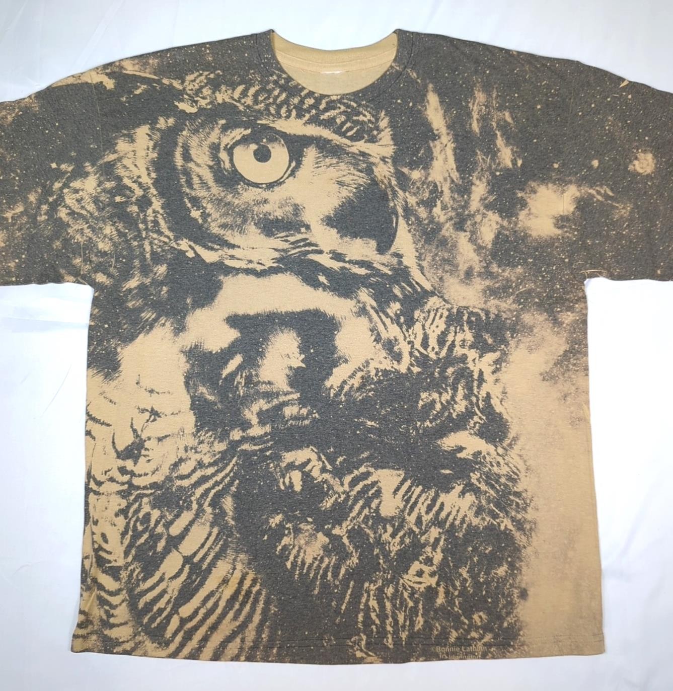 BONNIE LATHAM Vtg Wildlife Art OWL All Over Print AOP Graphic T-SHIRT Men’s L