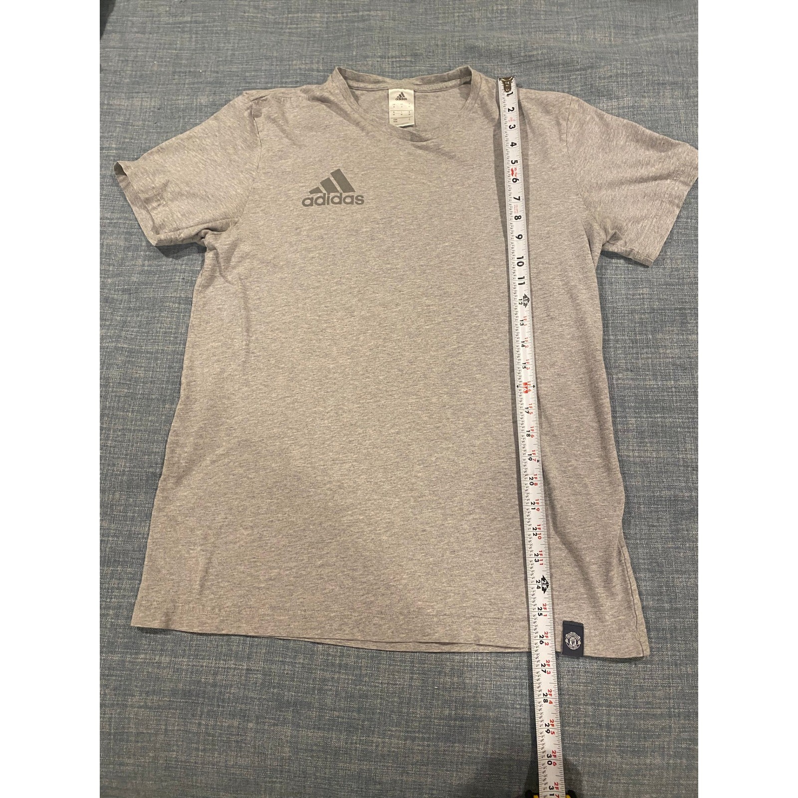 Adidas Manchester United Gray Graphic T-Shirt Mens Medium BQ2254 07 Soccer Tee