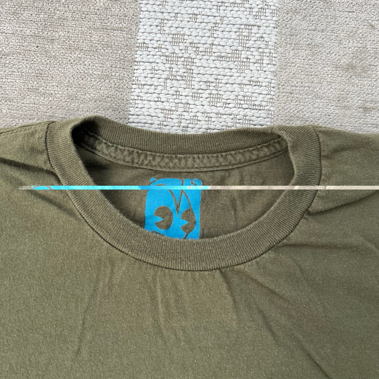 Kidrobot Dunny Men’s S Tee Shirt Green Graphic Print Skater Surfer