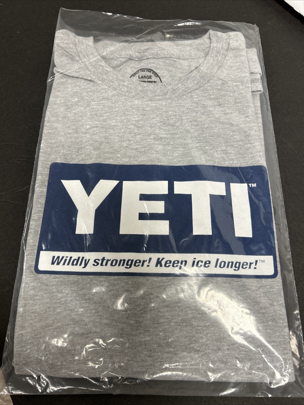 YETI T-Shirt Unisex Large Gray Short Sleeve Crew Neck New In Polybag Yeti Logo