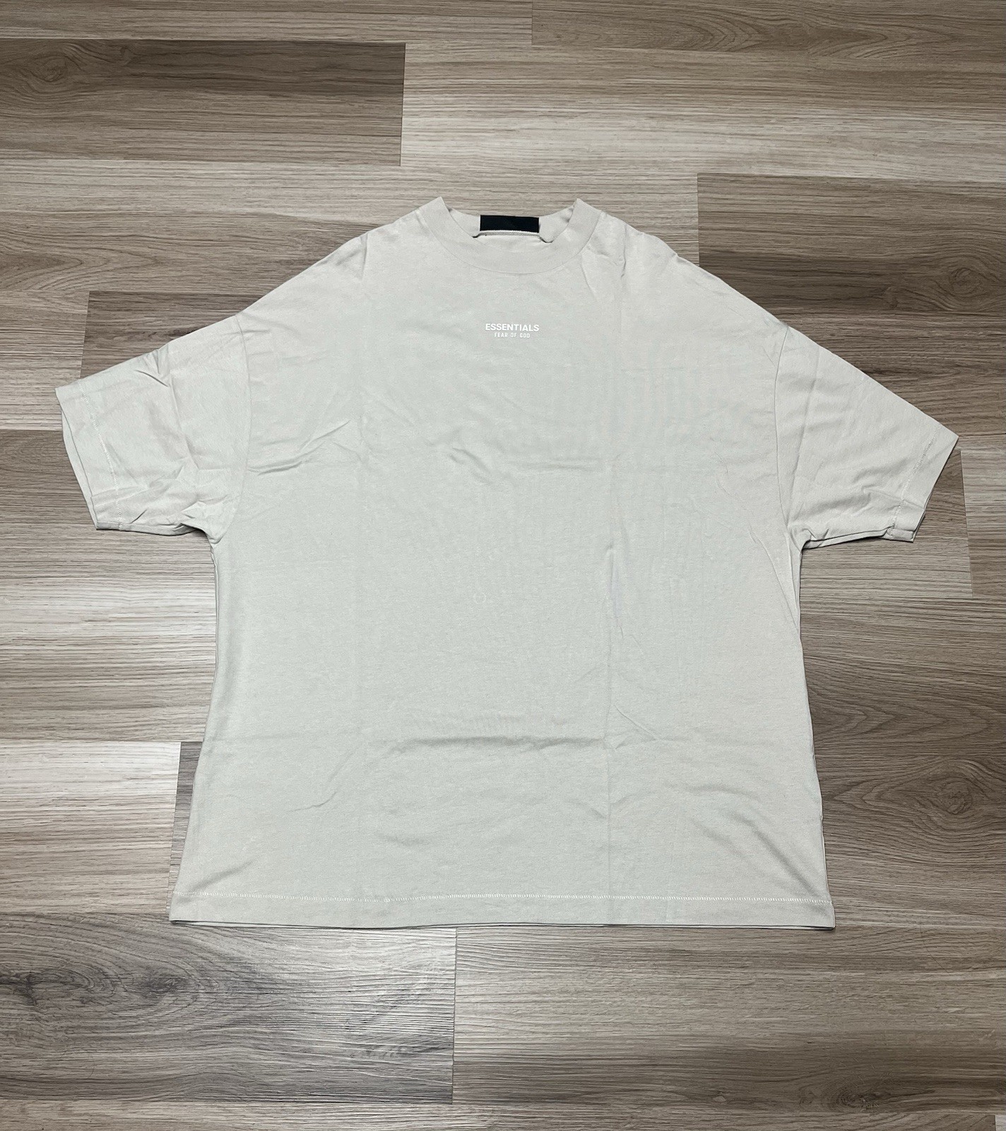 Fear of God Essentials SS22 Light Oatmeal Oversize T-Shirt FOG Men SZ Medium
