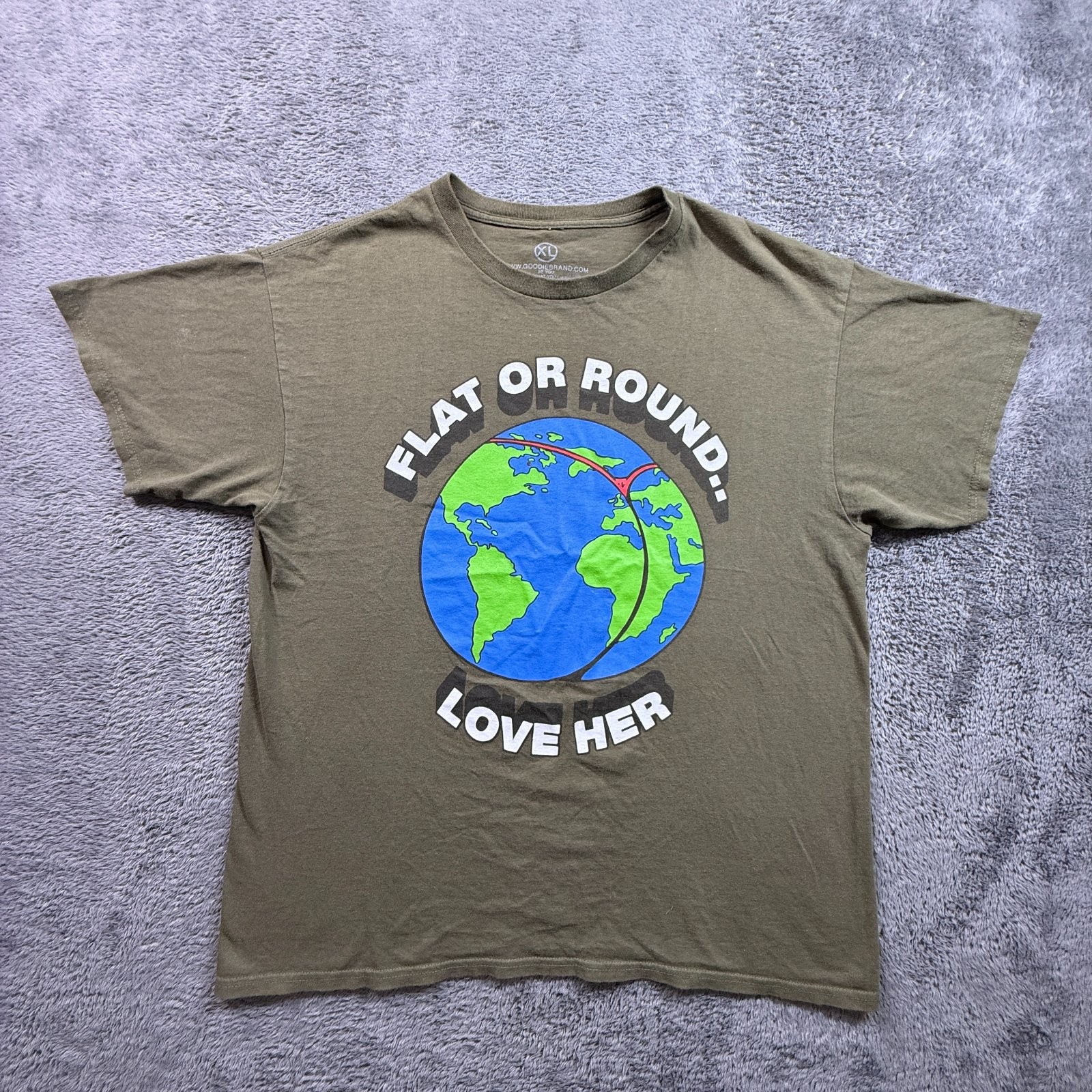 Earth Nature Tee Shirt FLAT OR ROUND LOVE HER Men XL Crew Neck